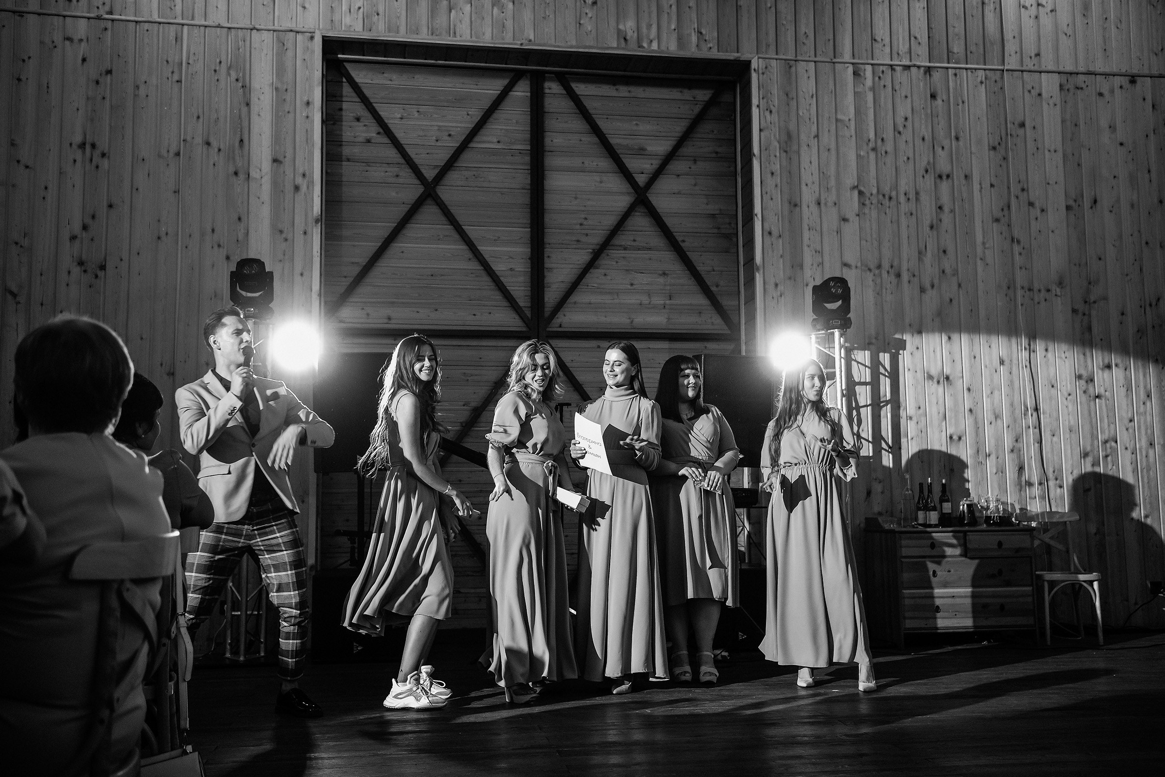 🌄 Демьян и Катя — свадьба в нацпарке "Столбы" | Веселый банкет и эпичные фото на скалах. 📸 Свадебный и семейный фотограф в Красноярске Тихомиров Евгений | 17 лет опыта | 800+ свадеб