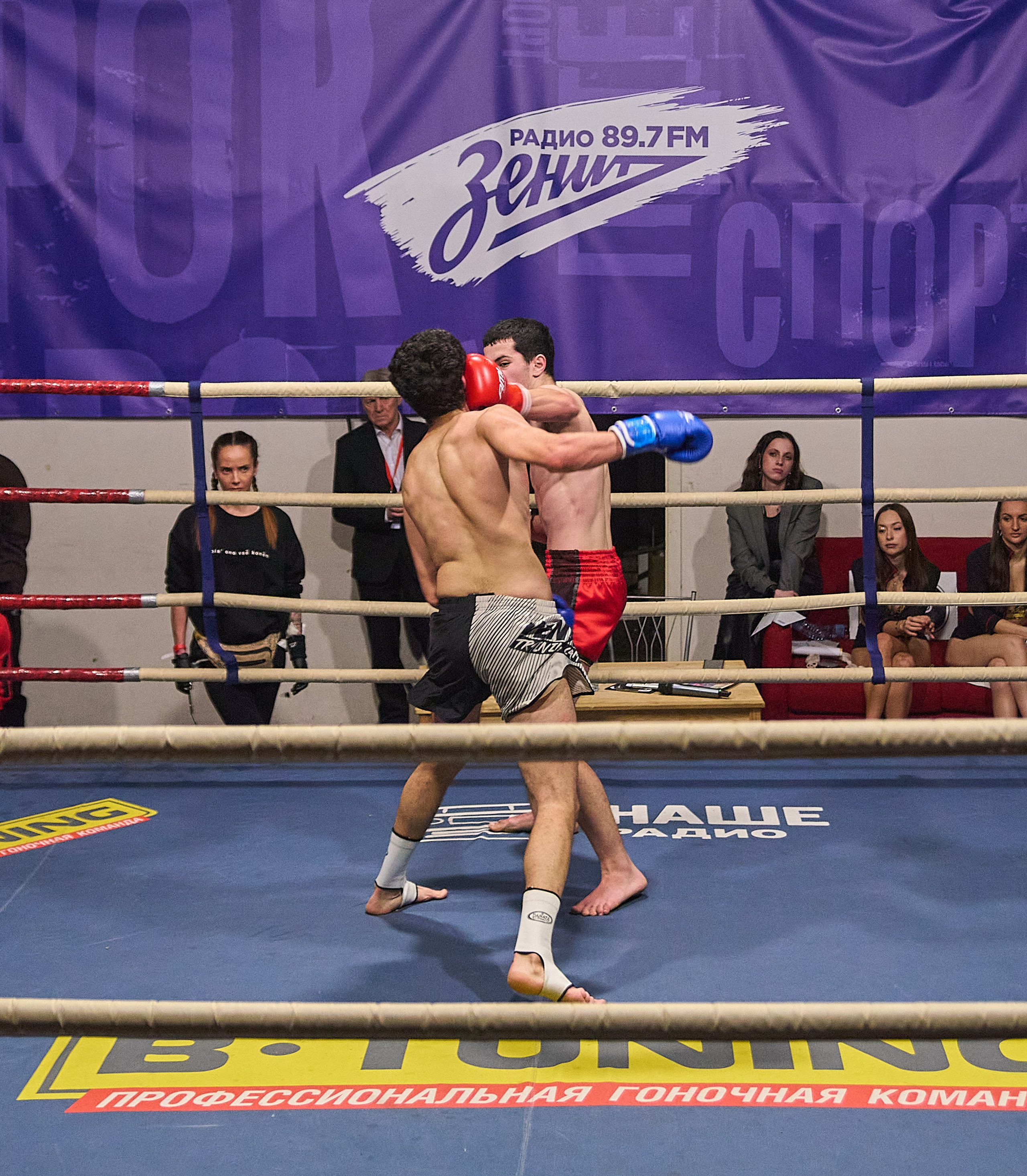 «Ультиматум удара» — бокс. Профессиональный спортивный фотограф в Санкт-Петербурге