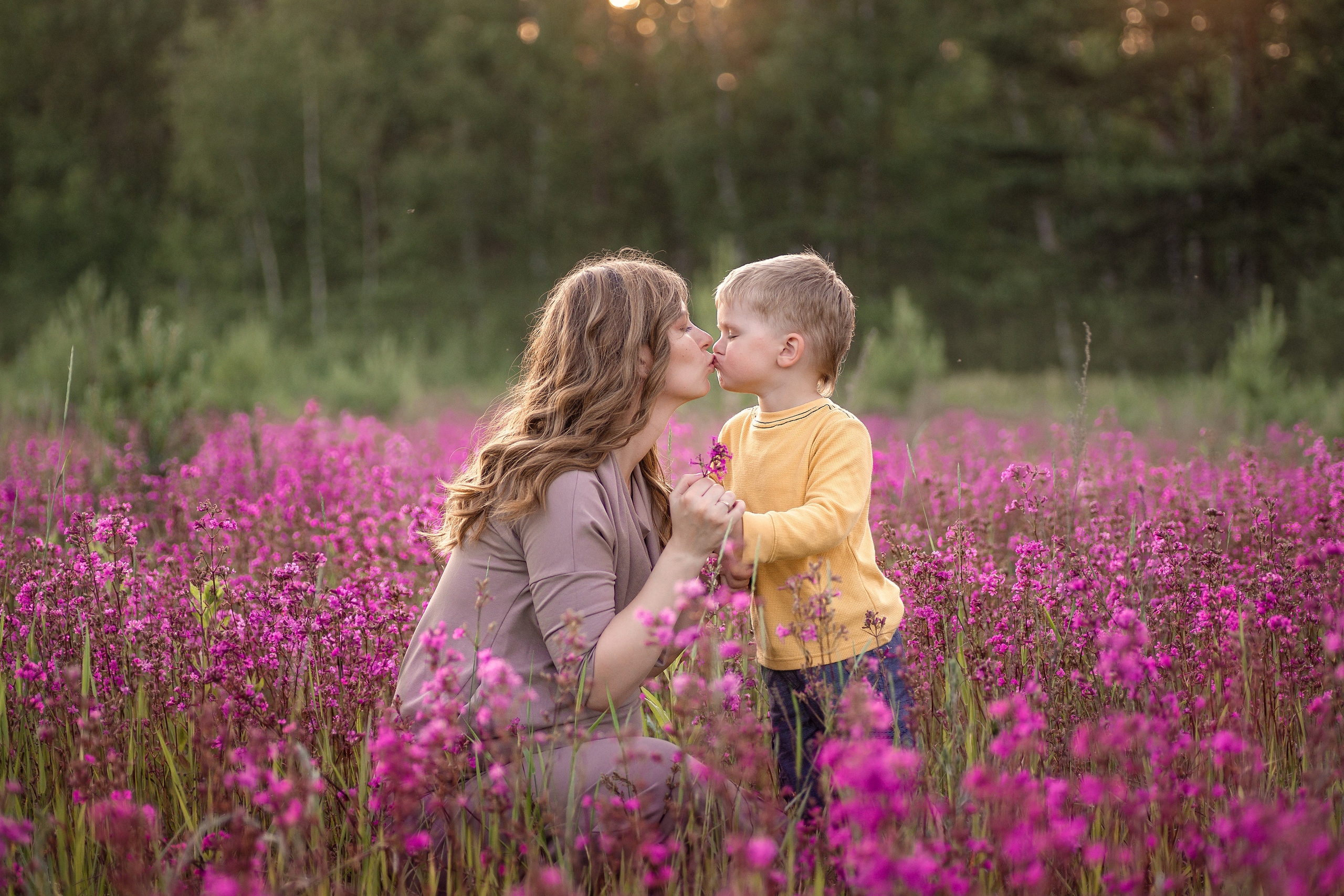 Семейная фотосессия на природе в Рязани. Фотограф новорожденных г. Рязань, детский и семейный фотограф