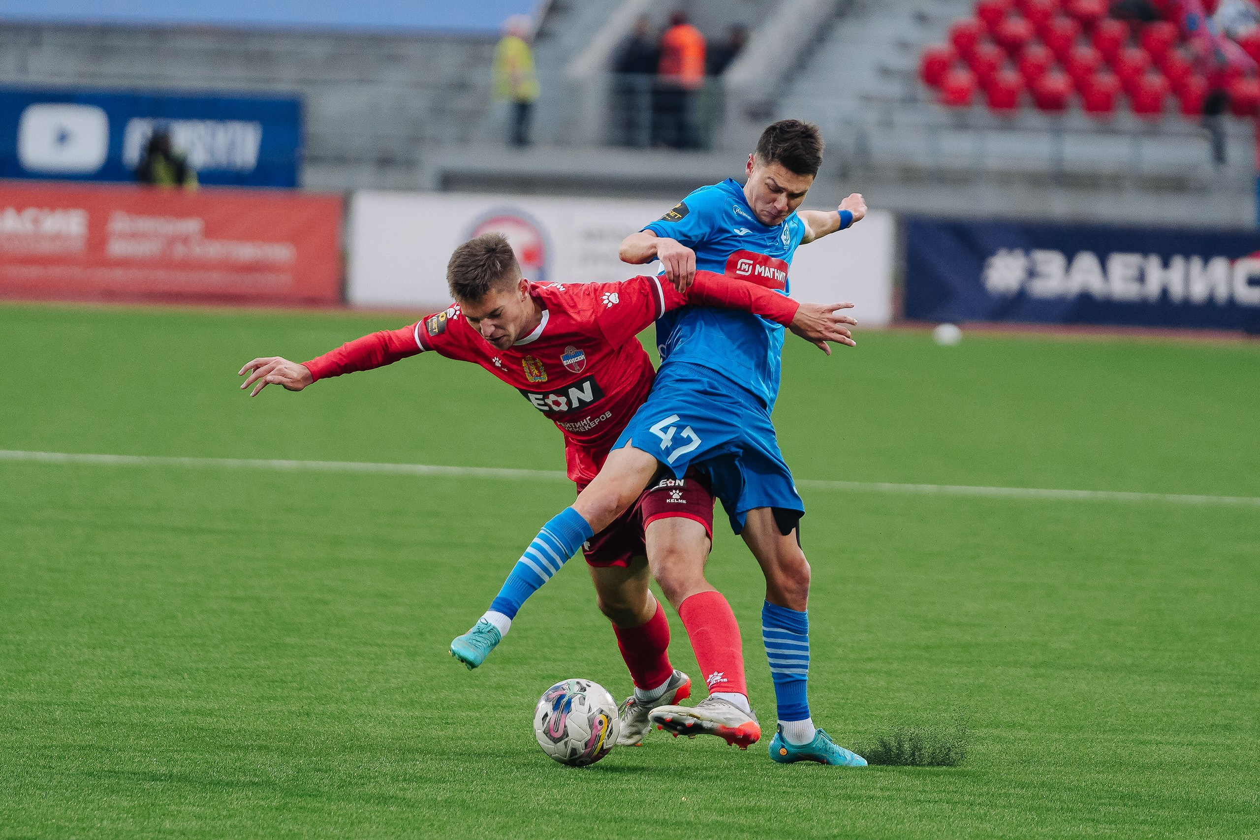 Футбол. Репортажный фотограф Красноярск Алекс Чампакхам