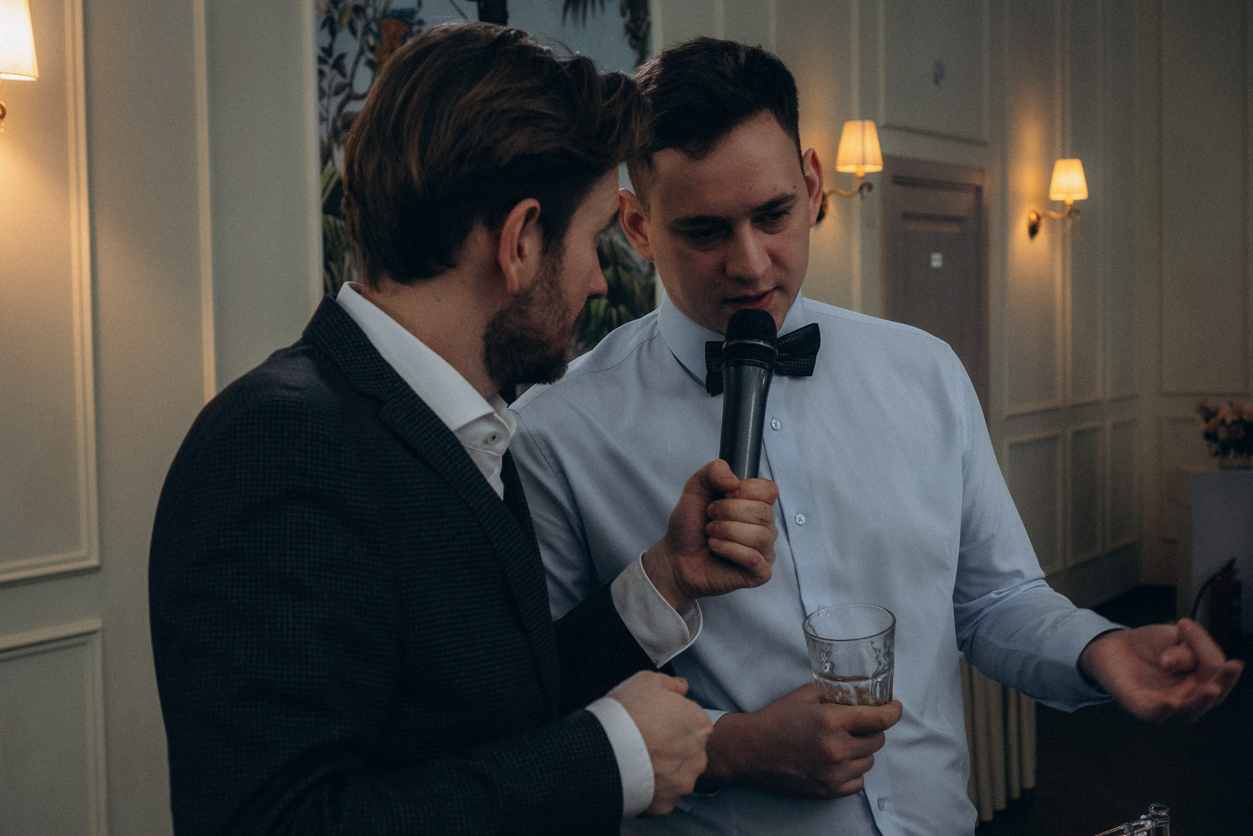 СВАДЕБНАЯ СЬЕМКА СБОРОВ В ОТЕЛЕ И ВЫЕЗД НА ЦЕРЕМОНИЮ (СНЯТО В СИБИРЕ В НИЖНЕВАРТОВСКЕ). Профессиональный фотограф, Санкт-Петербург — Виктория Богомолова