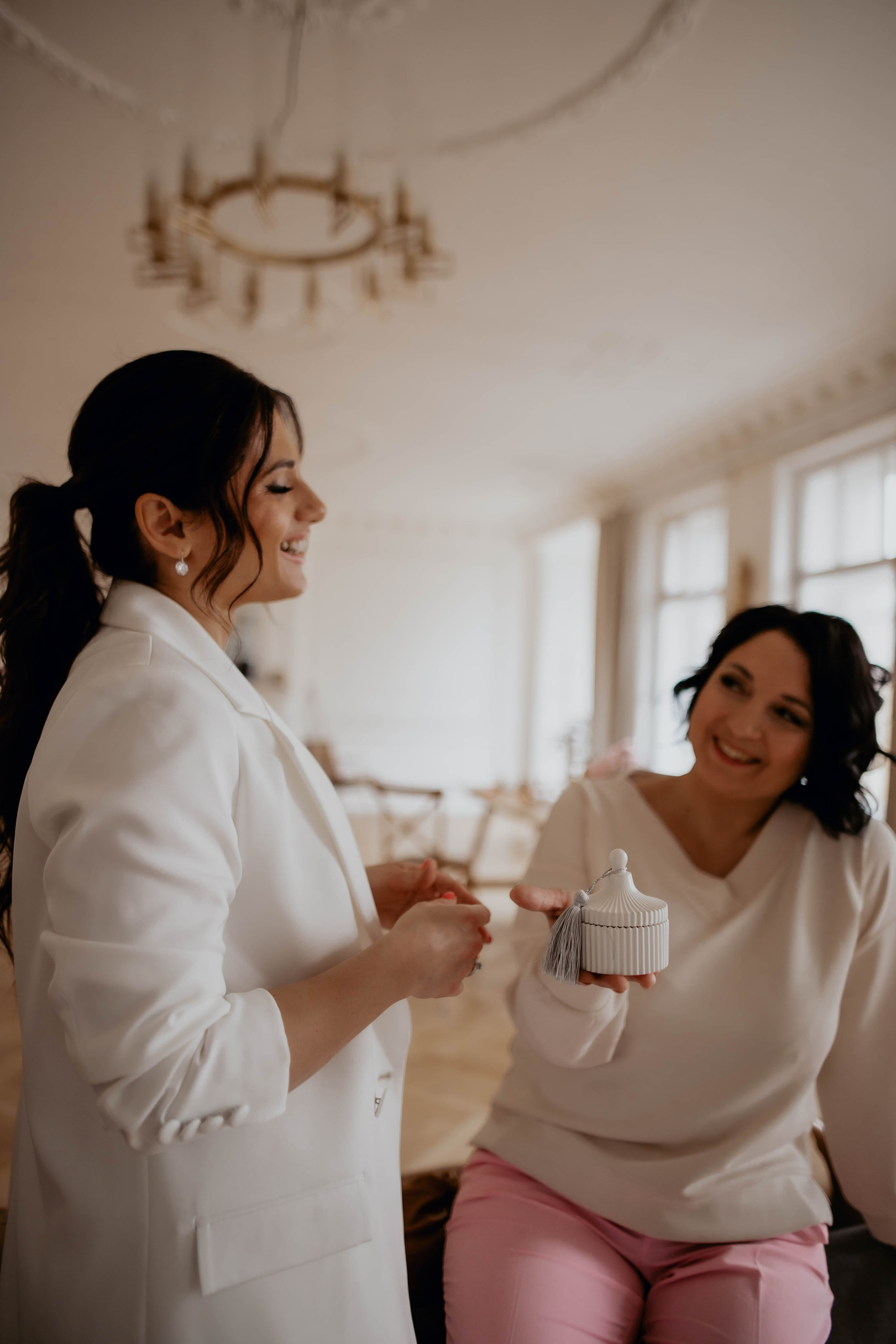 Ирина и Неля: бизнесвумен арома продукции. Фотограф Veronika Potaseva