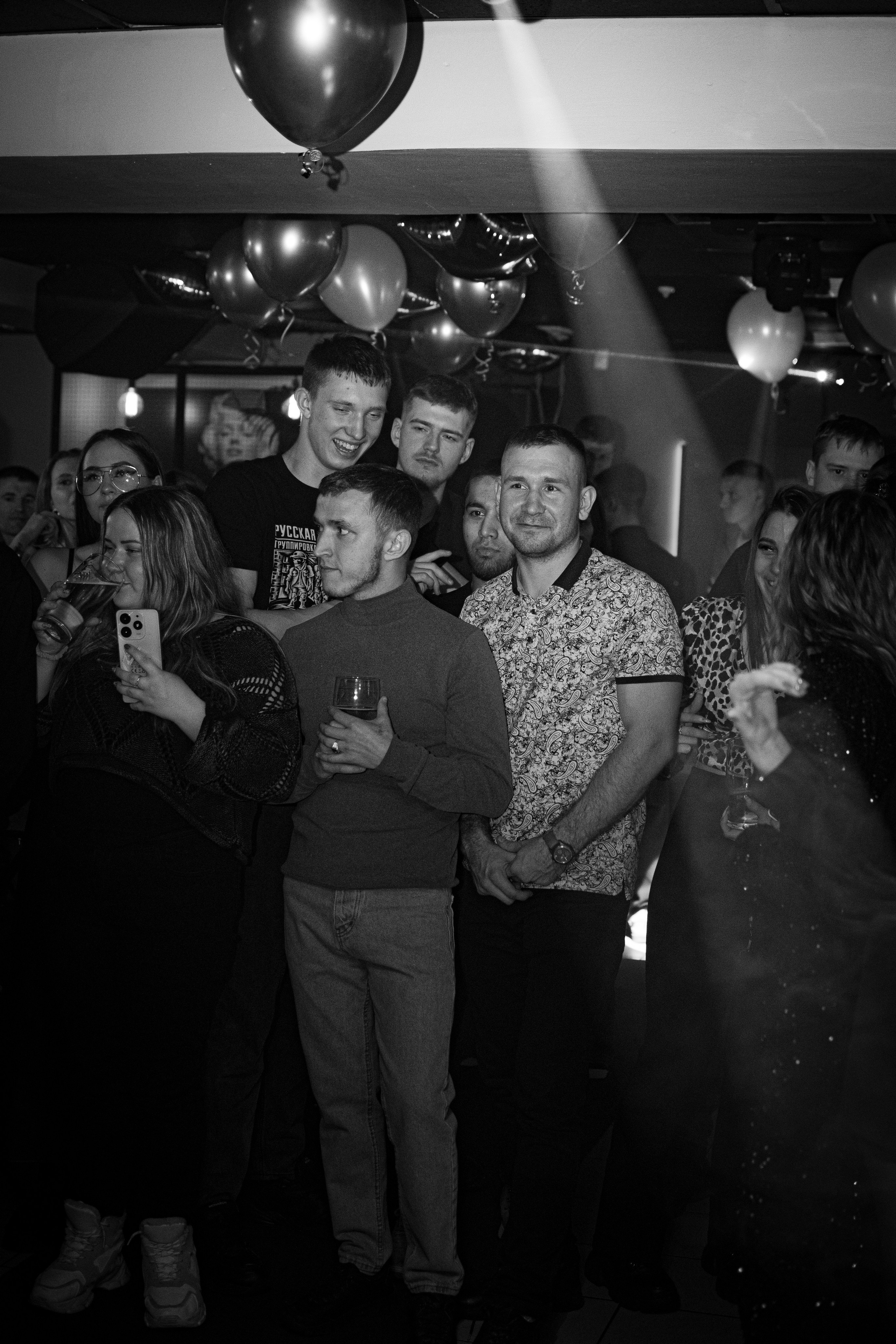 HOLLYWOOD / 6 YEARS. Photokarish