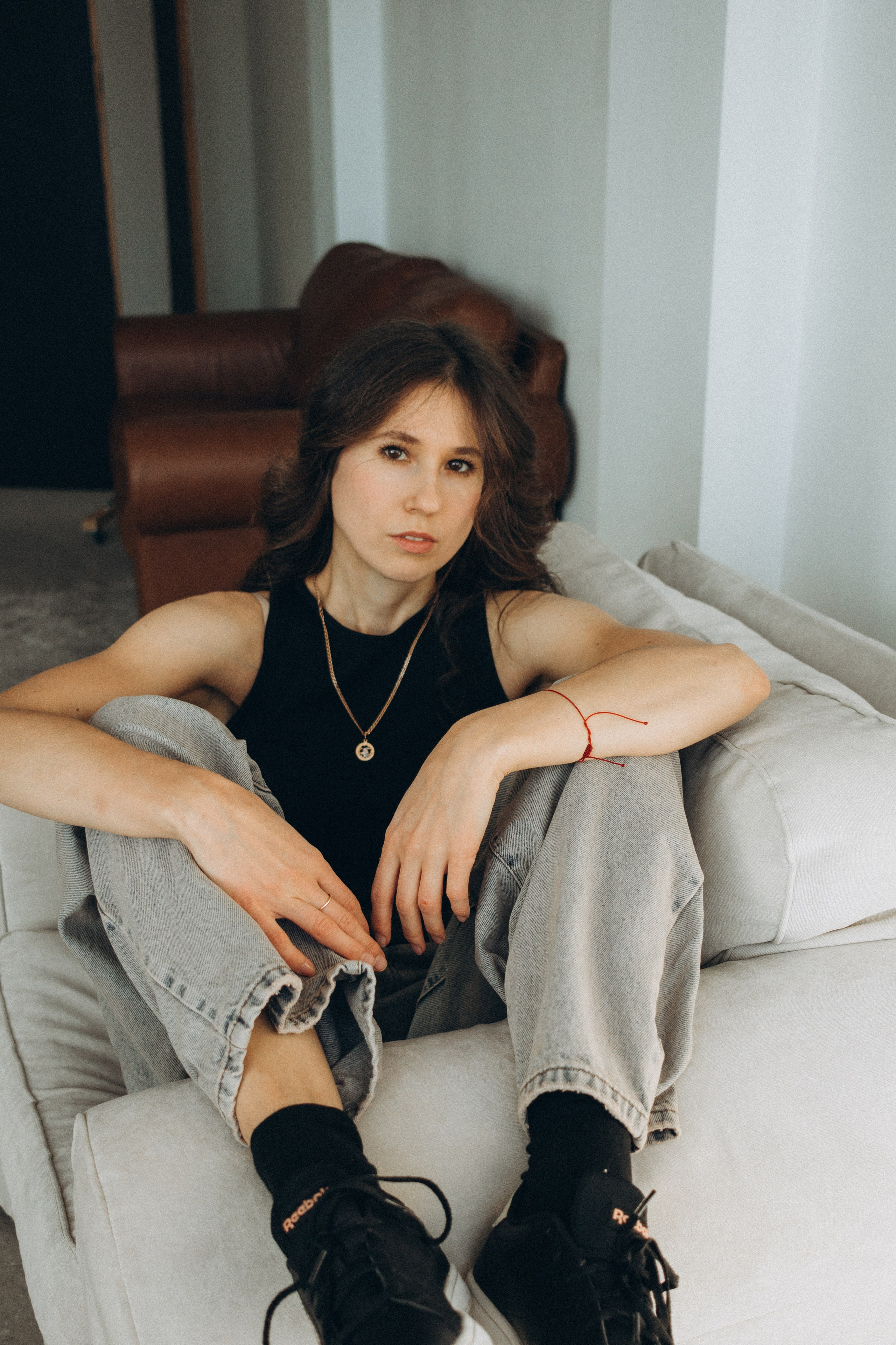 женский портрет, индивидуальная фотосессия новосибирск, фотосессия для девушки, фотосессия минимализм, студийное фото, фотограф новосибирск