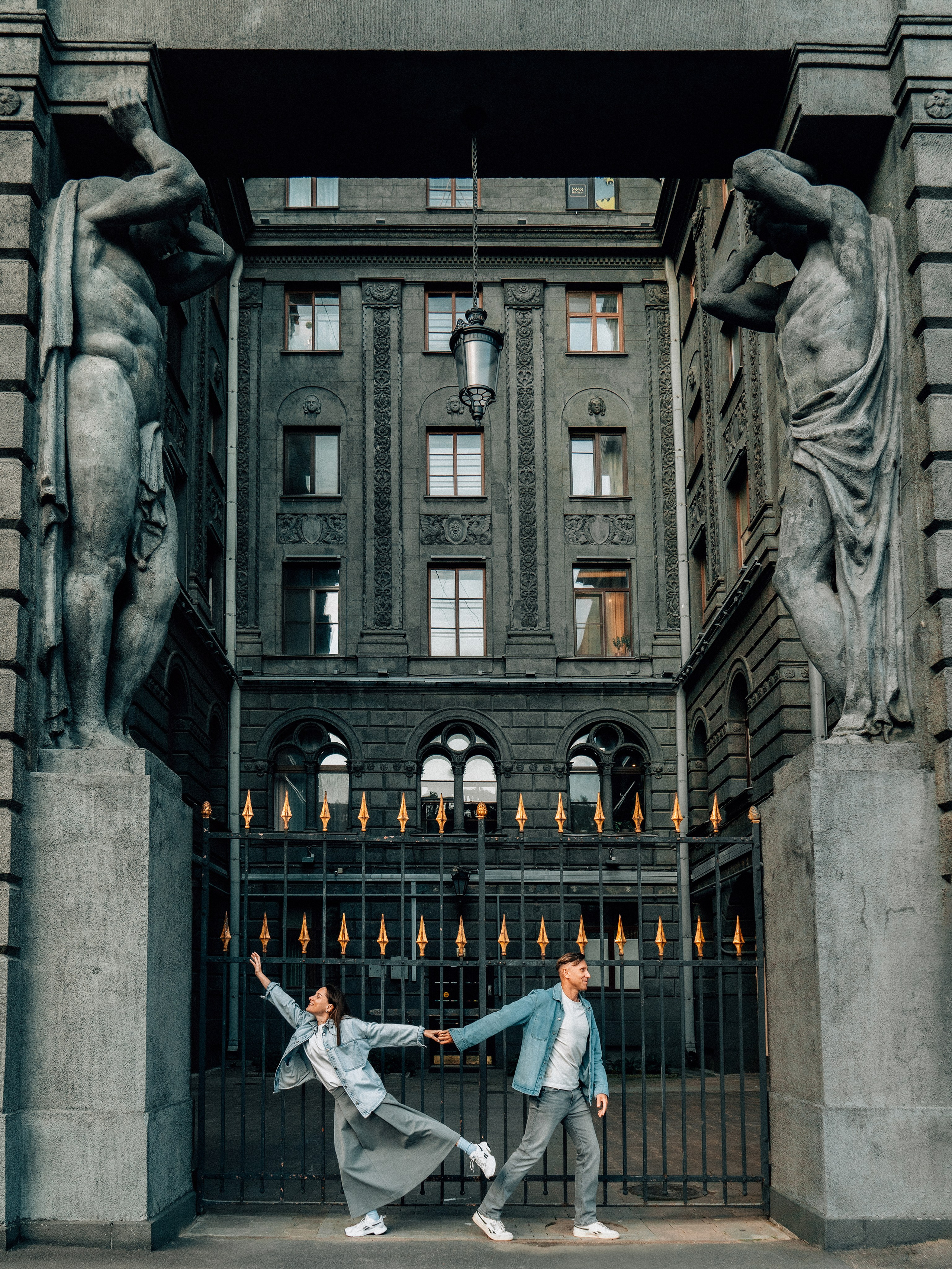 Фотосессия для пары на улицах Санкт-Петербурга (Love Story). Светлана Гопанюк. Портретный фотограф. Санкт-Петербург. СПб