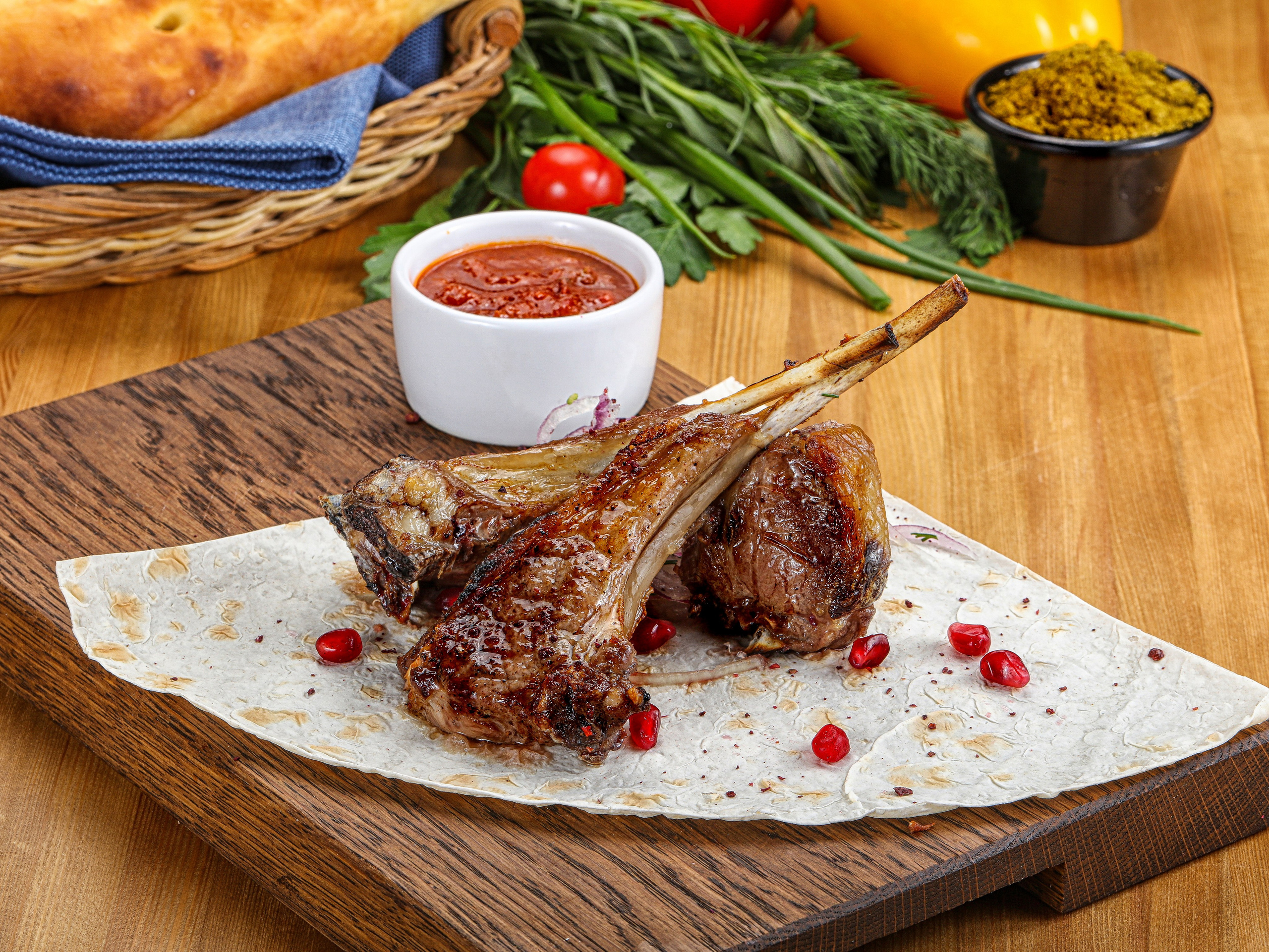 Фотосъемка блюд грузинской кухни. Заказ по тел.: +7 (906) 006-90-22. Фуд-фотограф Андрей Старостин — съемка еды в Москве. 9000 руб. в час