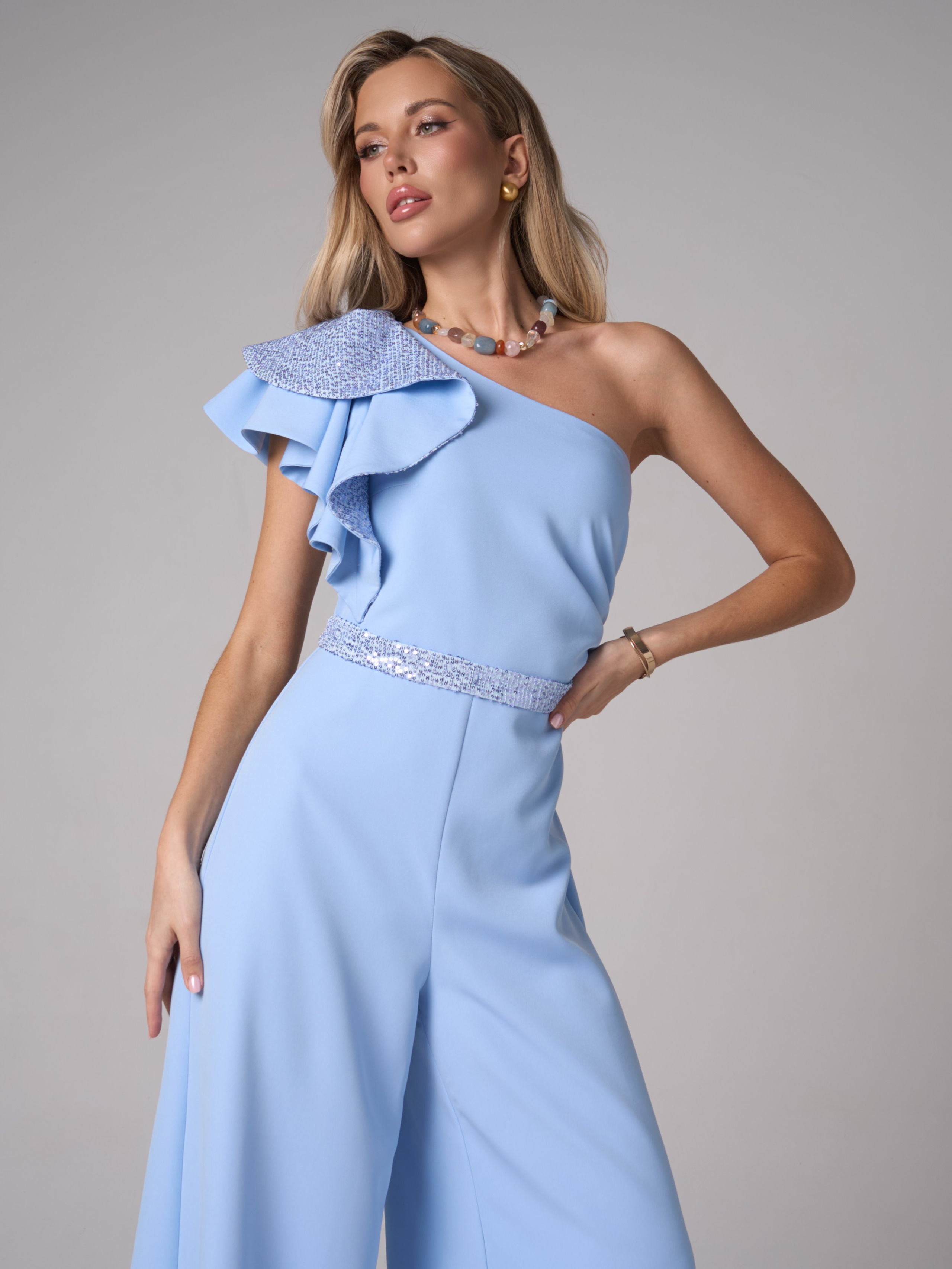 Каталоги для брендов и маркетплейсов. AI контент и и нейрофото для брендов и маркетплейсов