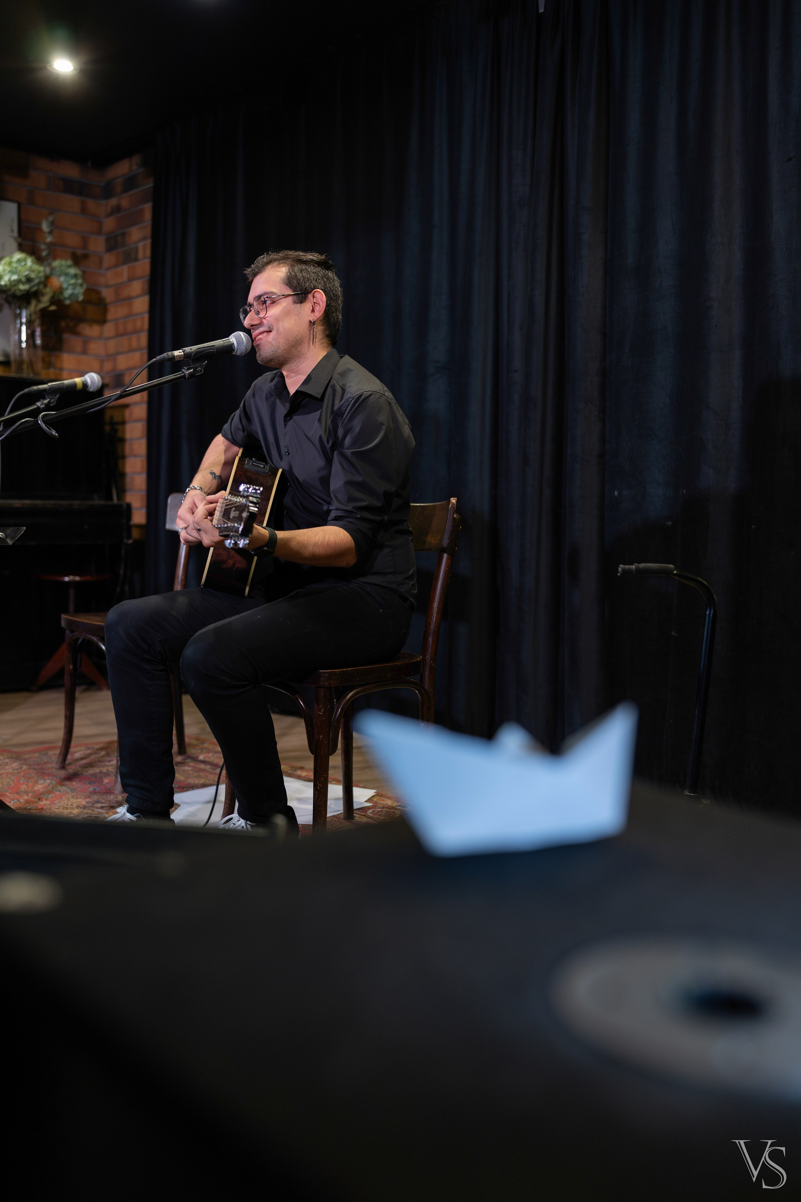 Квартирник Руслана Багирова. Фотограф Виктор Степанов