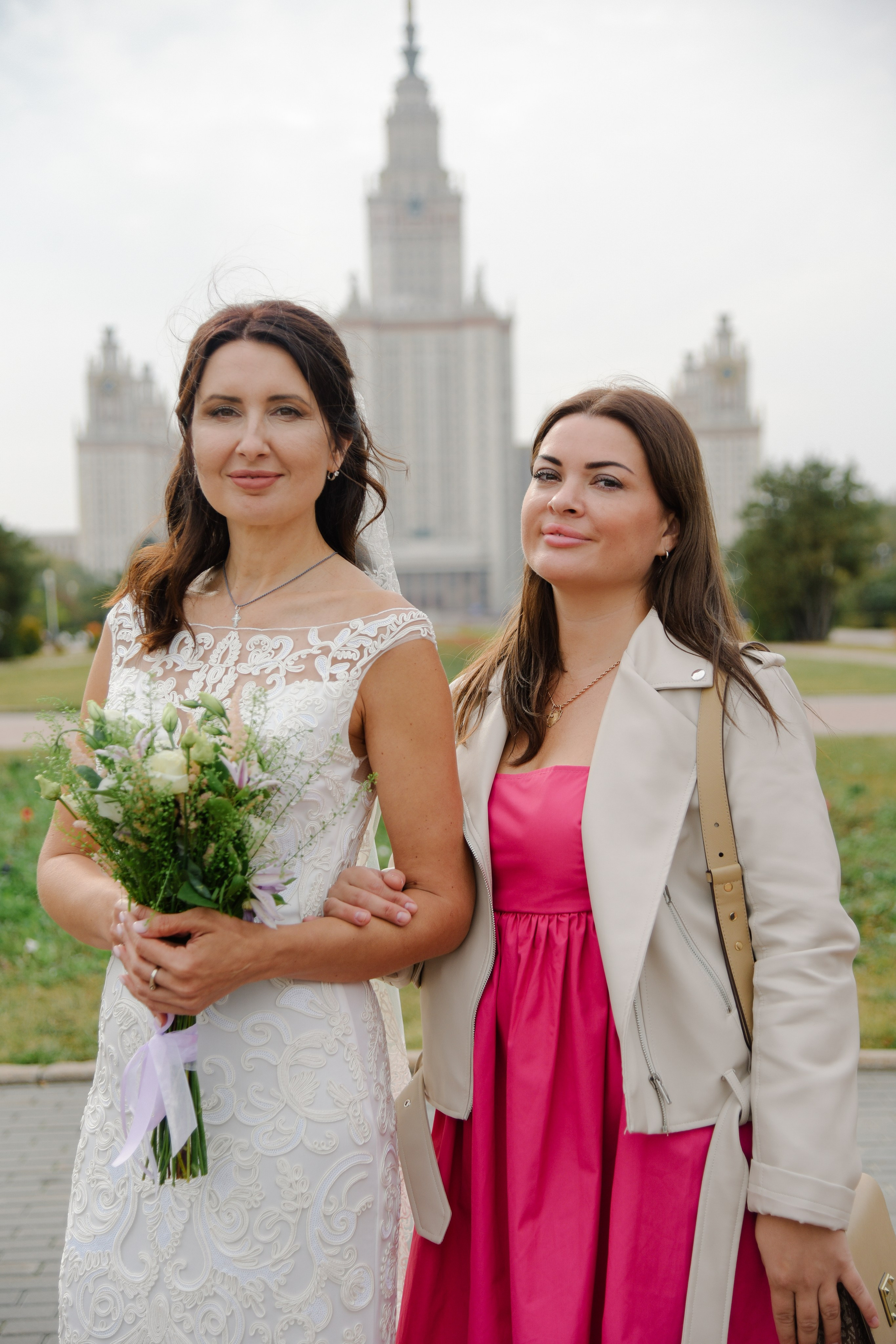 Венчание Храм Живоначальной Троицы на Воробьёвых горах. Фотограф Лола Волна, город Москва