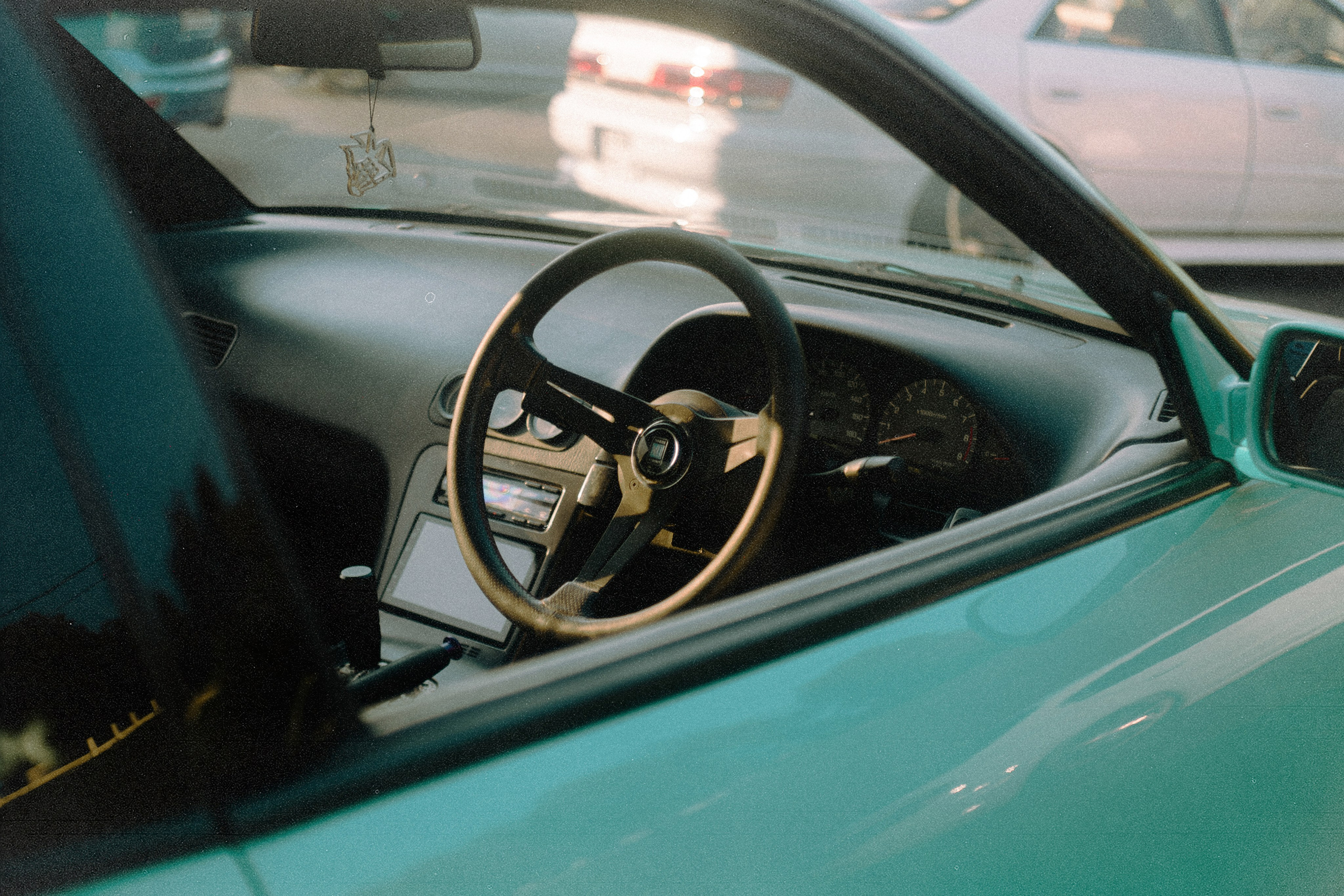 Репортажная фотосъёмка SMD Weekend в Калуге обработанные под плёнку