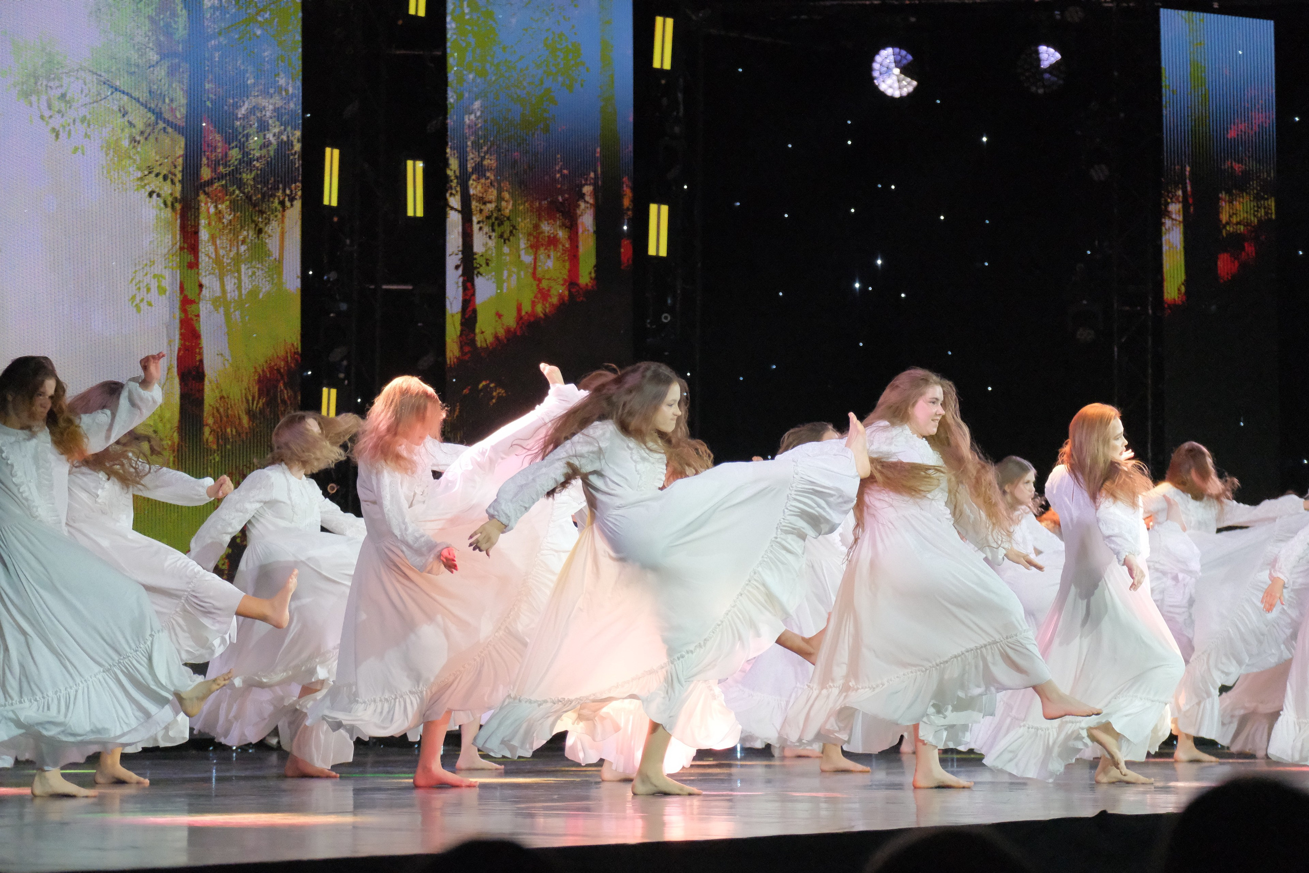 Танцы и балет. Фотограф и художник в Москве Евгения Нюнина