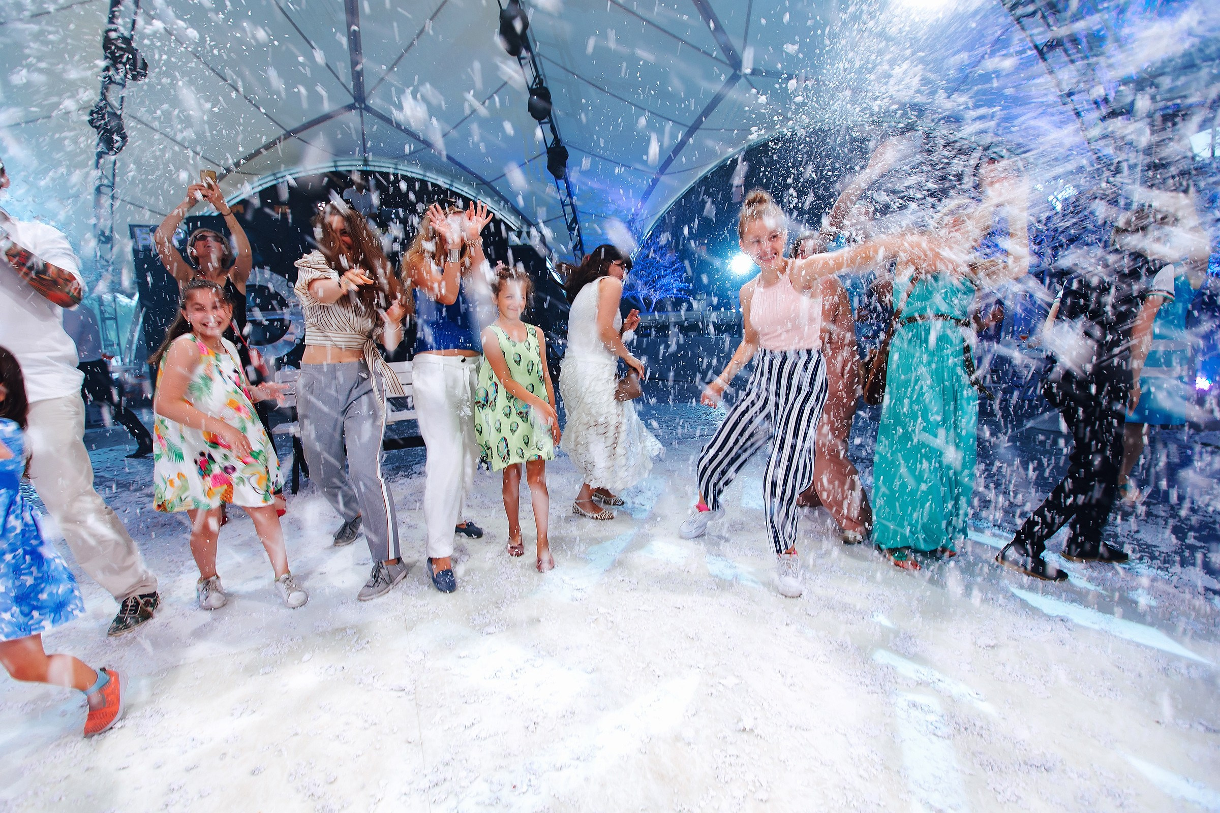 Назад в 90-е. Любовь Чуляева — свадебный фотограф в Москве и Европе