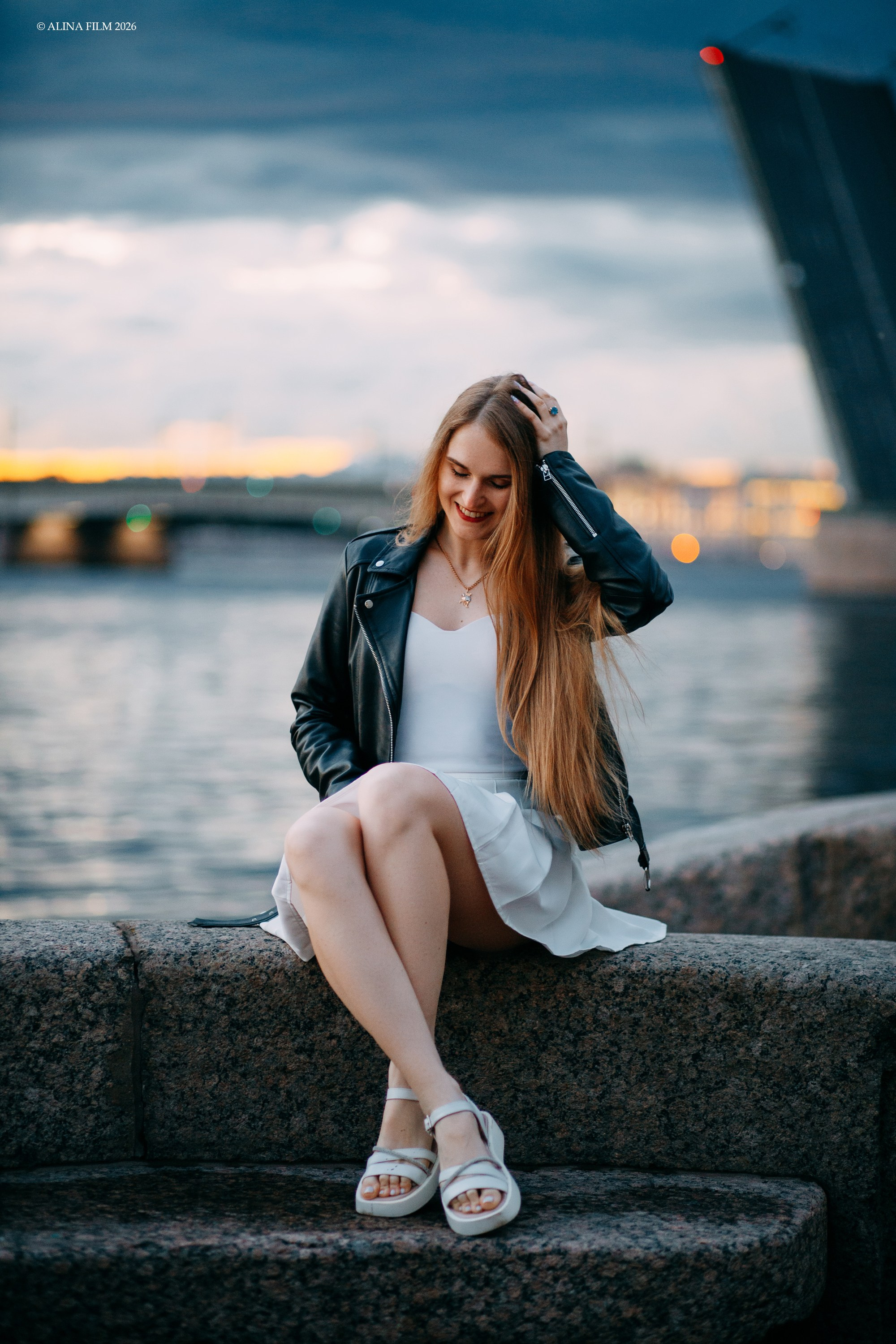 Фотосессия с разведенными мостами. Фотограф в Санкт-Петербурге Alina Film