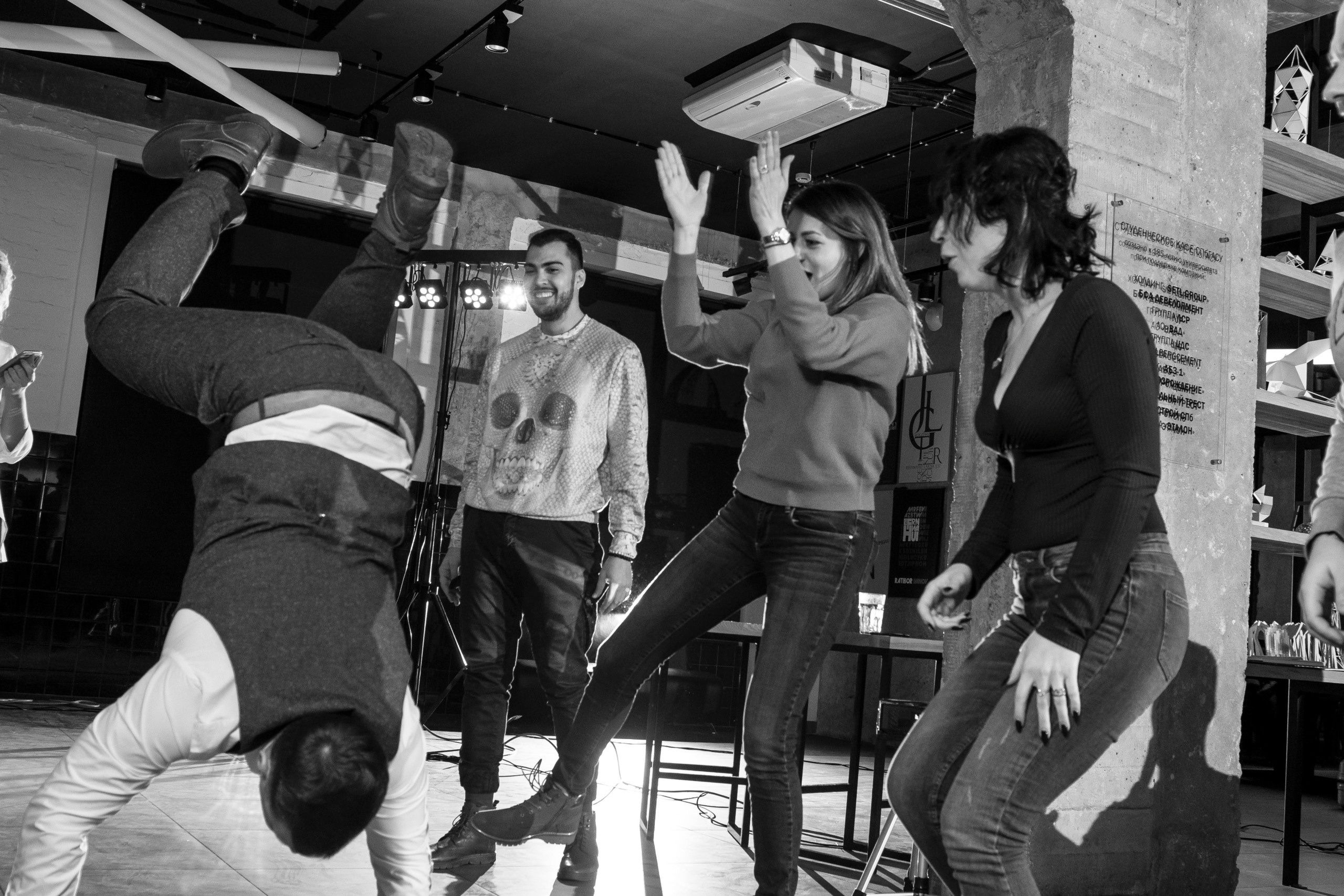 Ты мне — я тебе!. Вадим Зименков