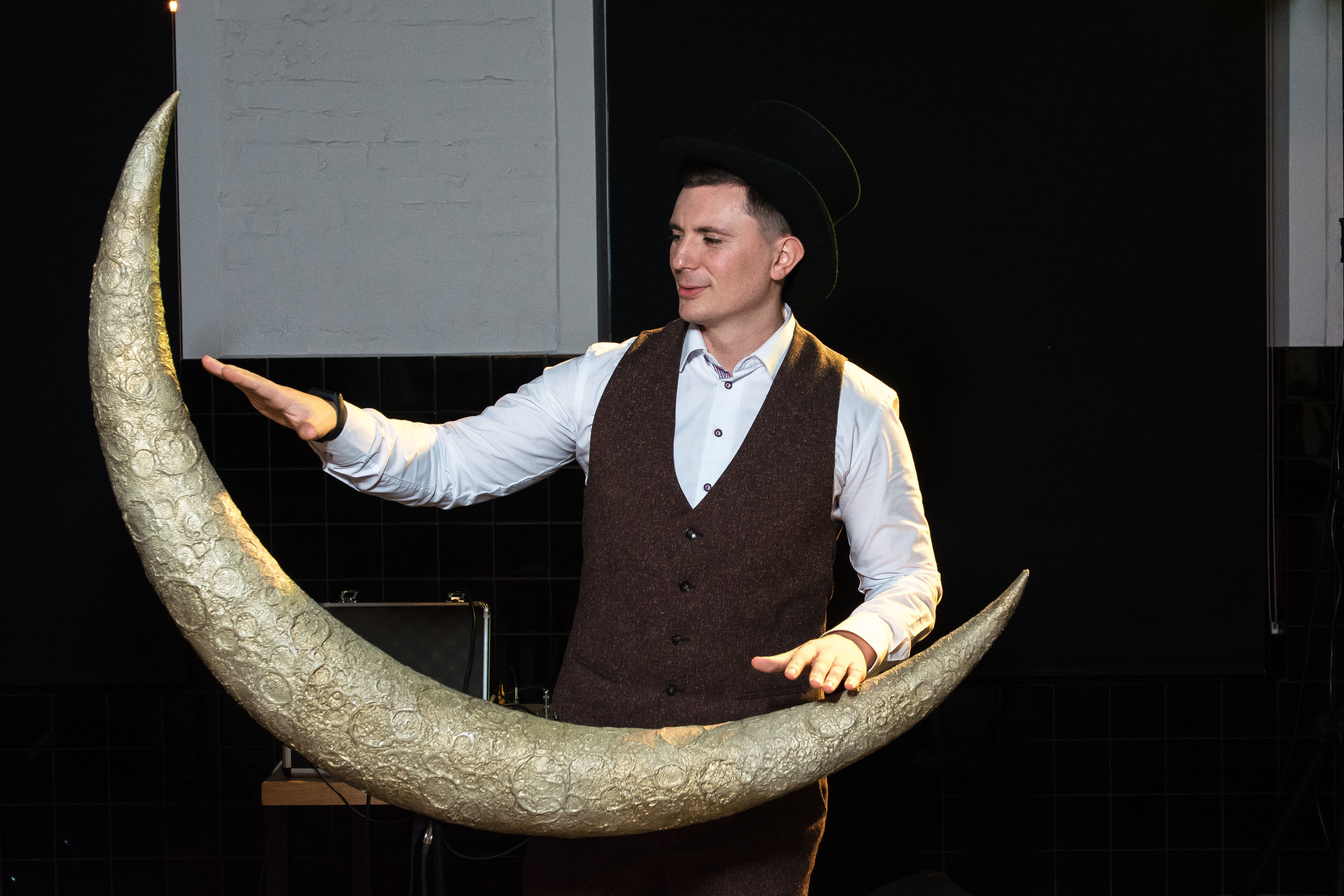 Ты мне — я тебе!. Вадим Зименков