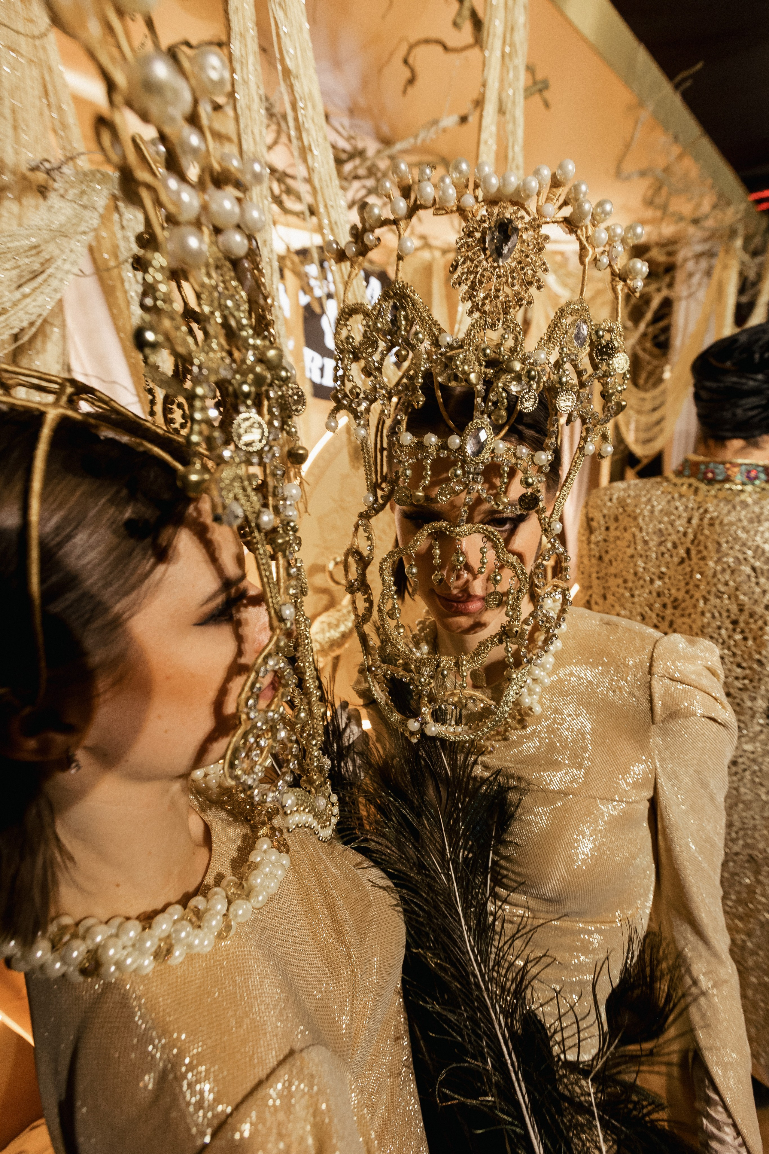 ILLEGAL FRIENDS — MIRAGE [PART I]. СВОИ. ФОТООТЧЕТЫ-СОБЫТИЯ-МЕСТА