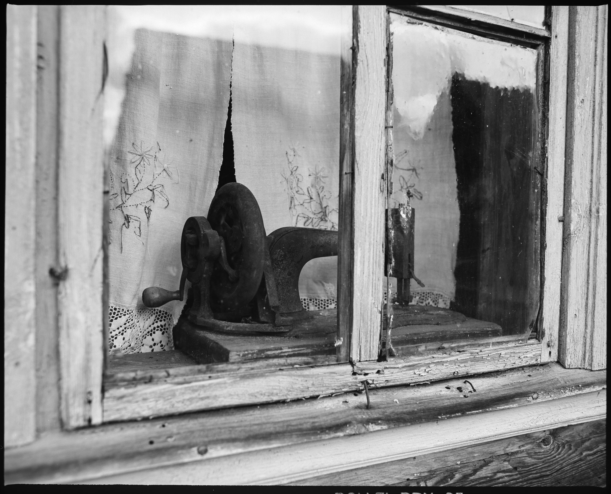 Разные  окна, которые попали в мой объектив. Фотограф Евгений Стельмах в Молодечно и Минске