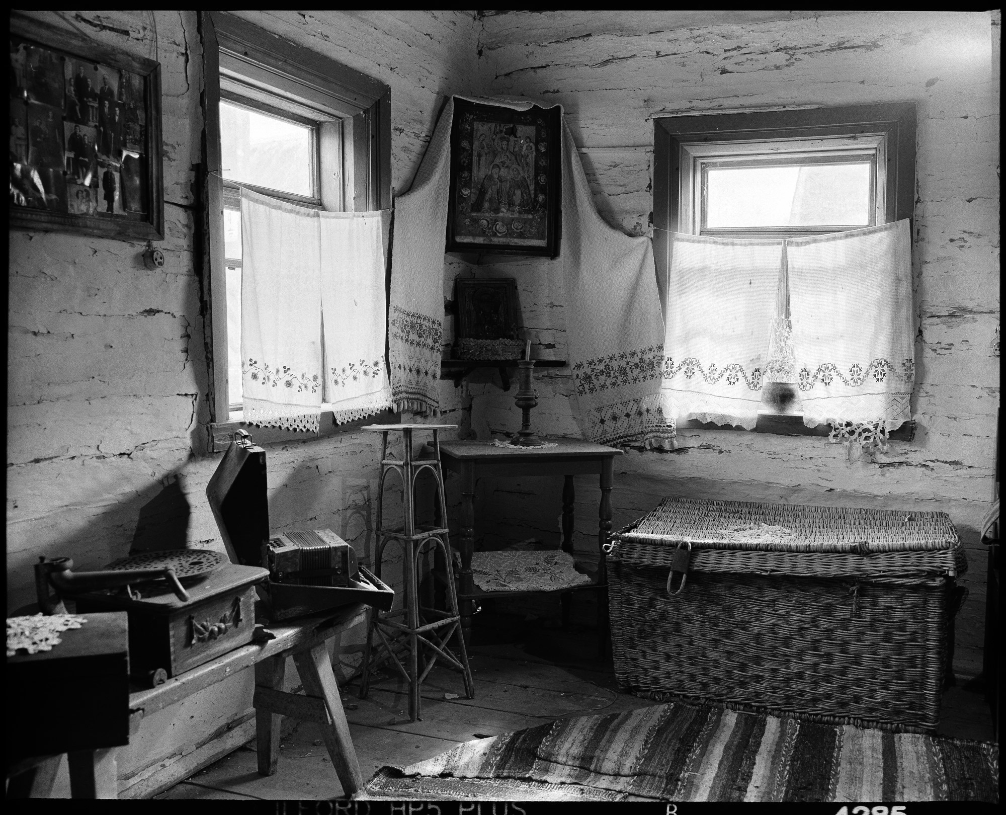 100-летняя хата. Музей в д. Забродье