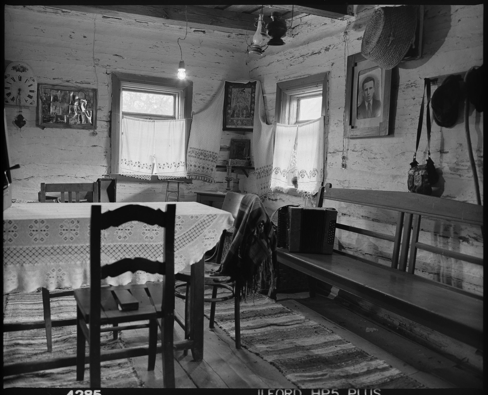 Разные  окна, которые попали в мой объектив. Фотограф Евгений Стельмах в Молодечно и Минске