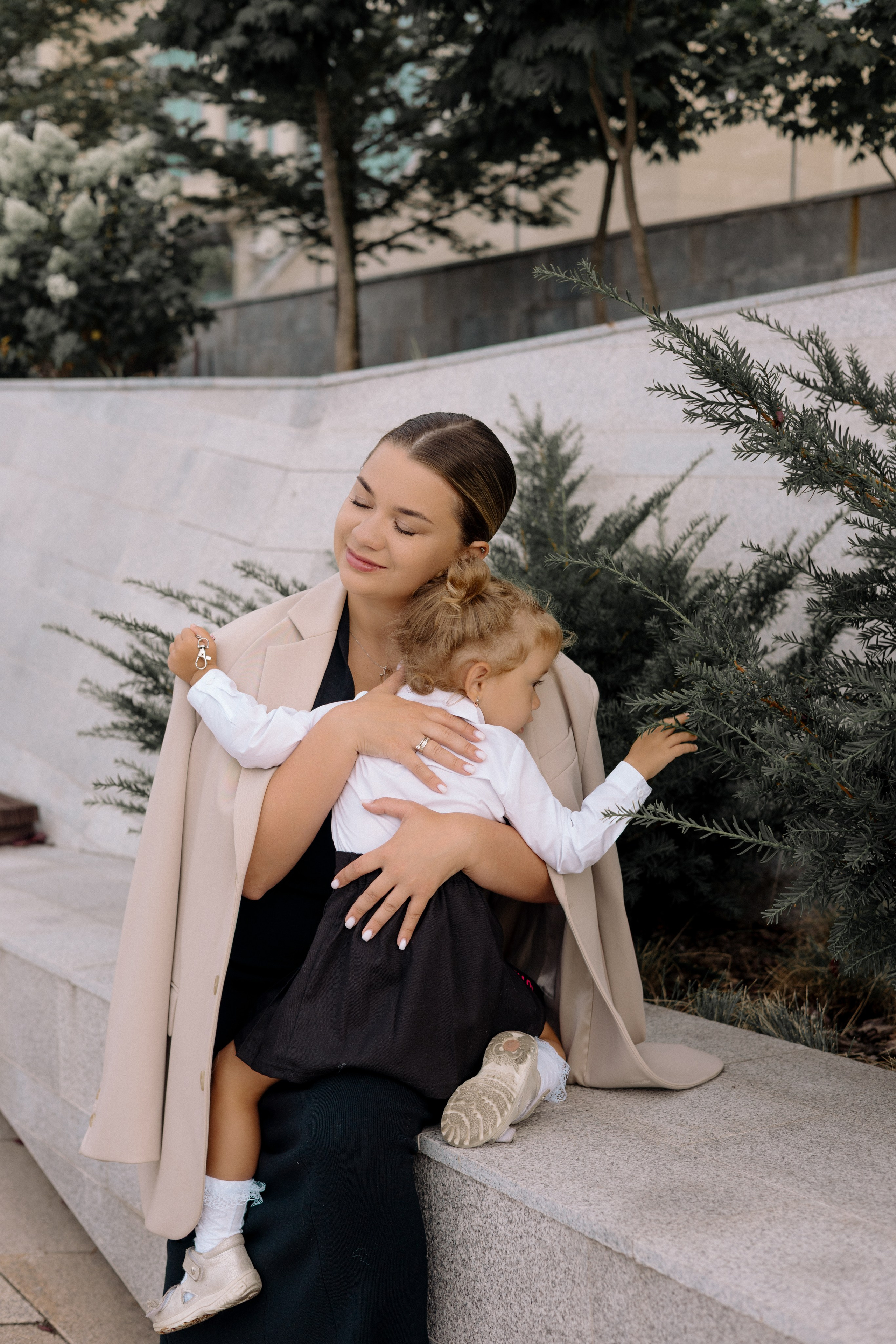 Эмилия с мамой. Портретный, свадебный, репортажный фотограф во Владивостоке Юлиана Джули Фокс