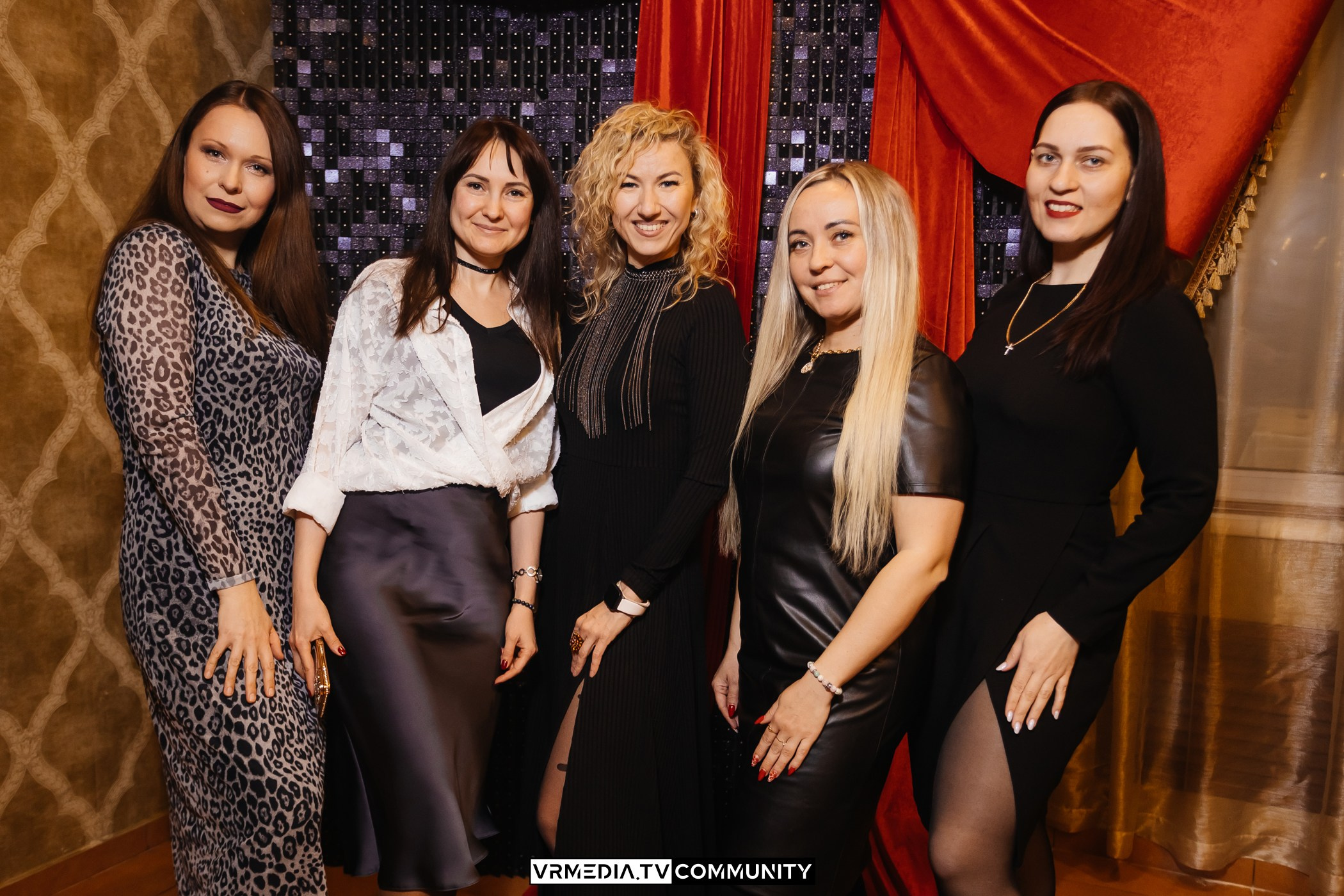 Международный женский день в ресторане «Лазурный Берег»