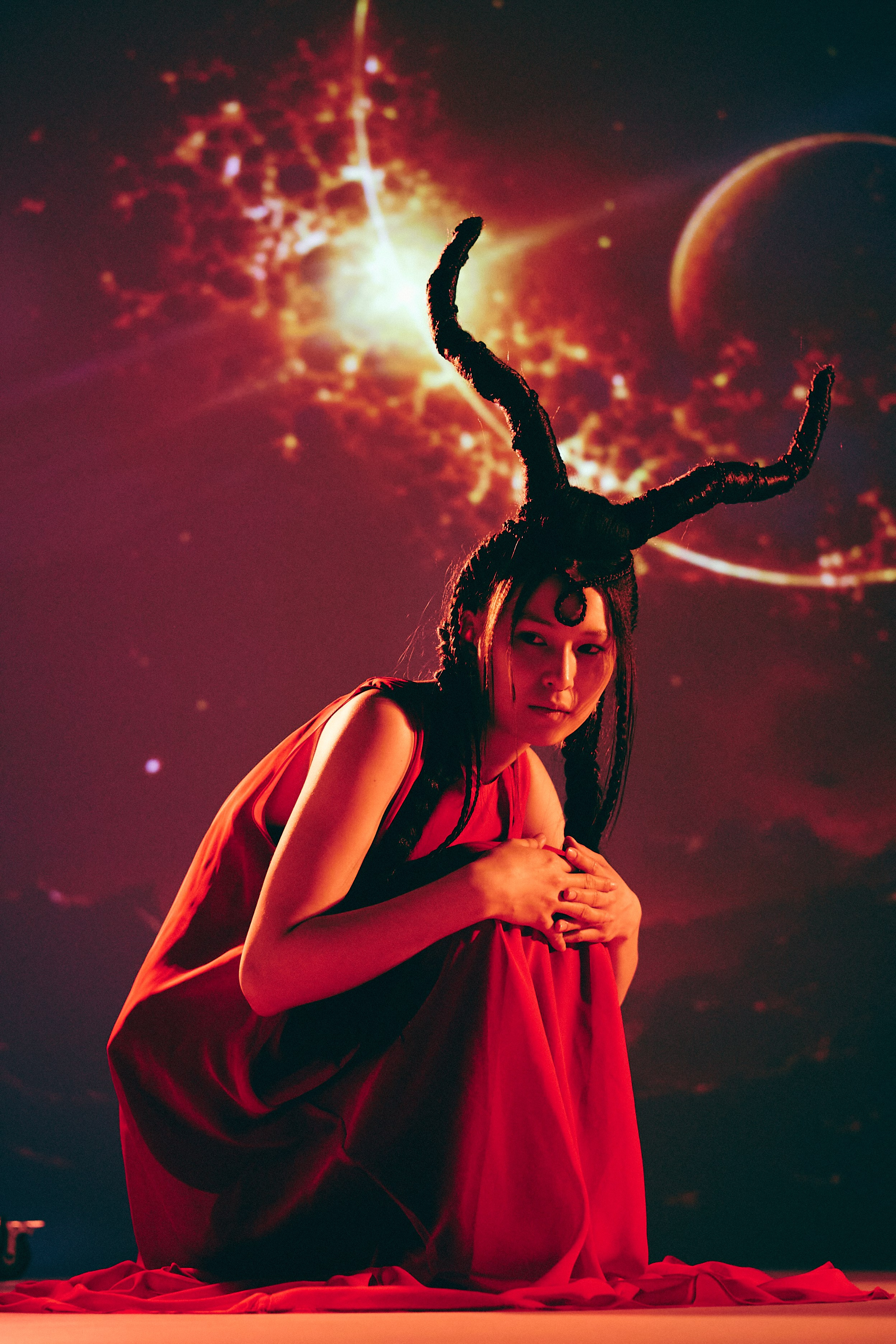 Ника: рогастый демон | Женский портрет | Белов Тимофей, фотограф СПБ. Фотограф Белов Тимофей | Санкт-Петербург | СПБ