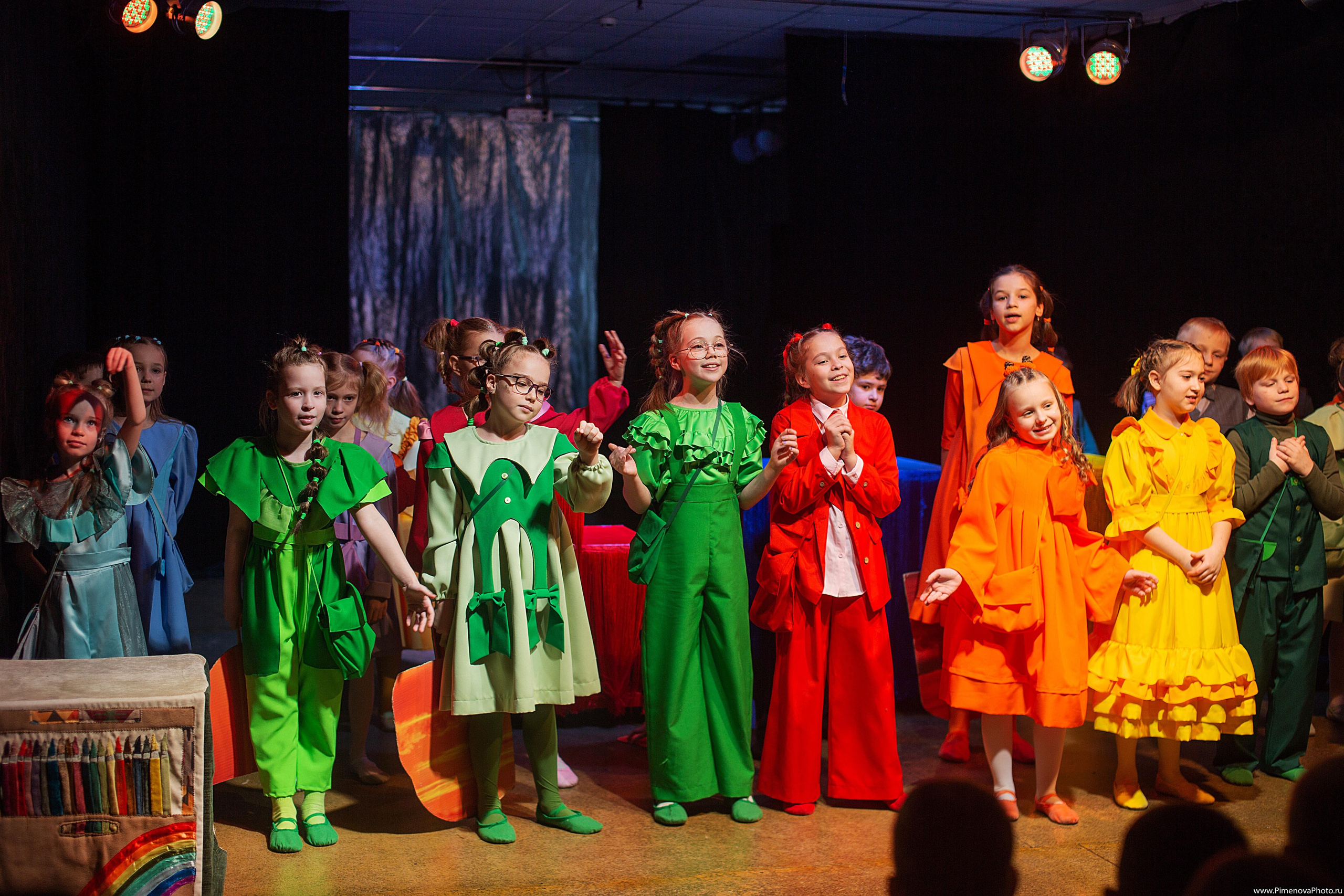 Карандаши «Театрум» ДТЦ, февраль. Семейный и детский фотограф в Петрозаводске