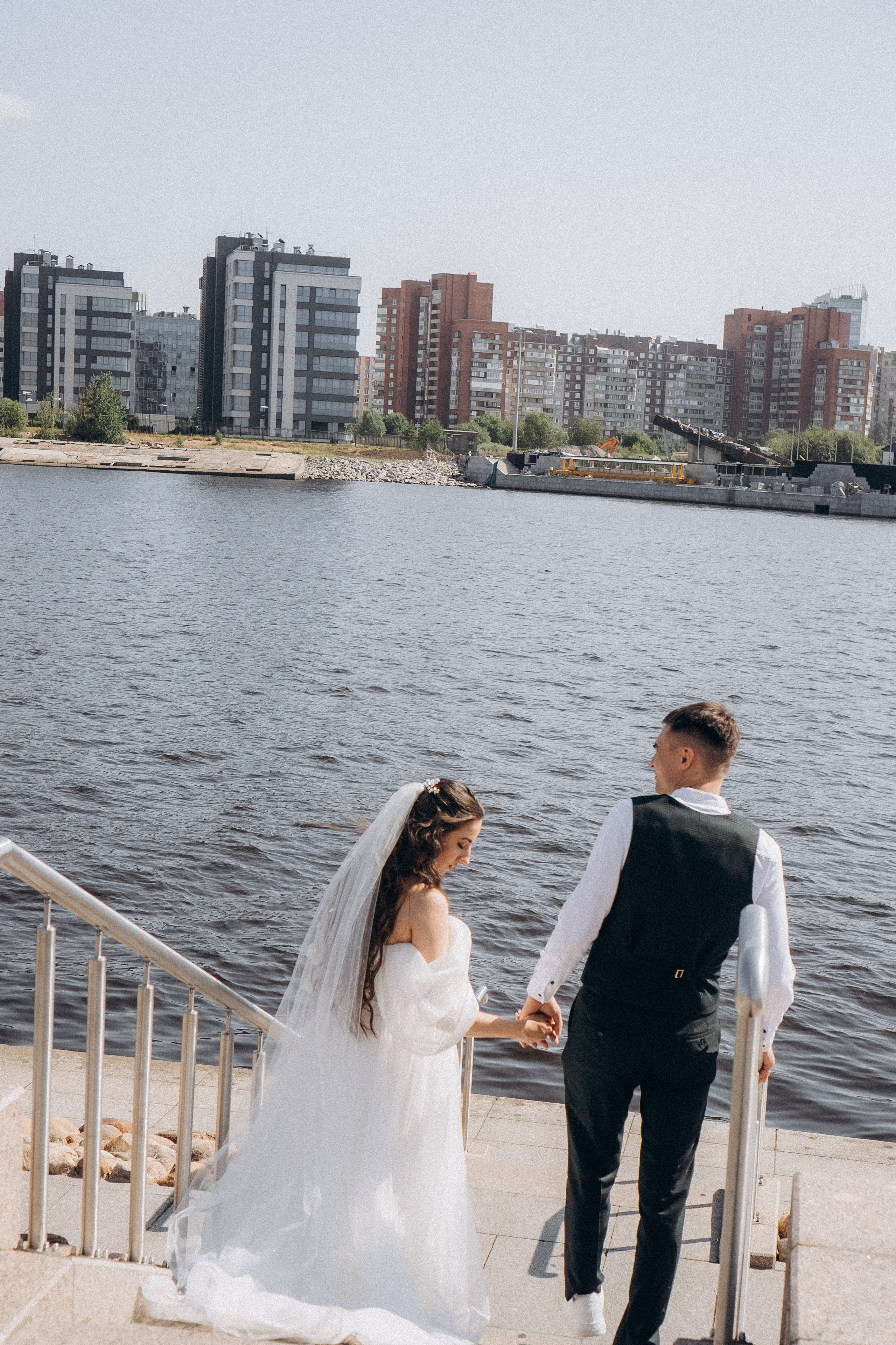 СВАДЕБНАЯ СЬЕМК В ПАРКЕ 300-ЛЕТИЯ. Профессиональный фотограф, Санкт-Петербург — Виктория Богомолова