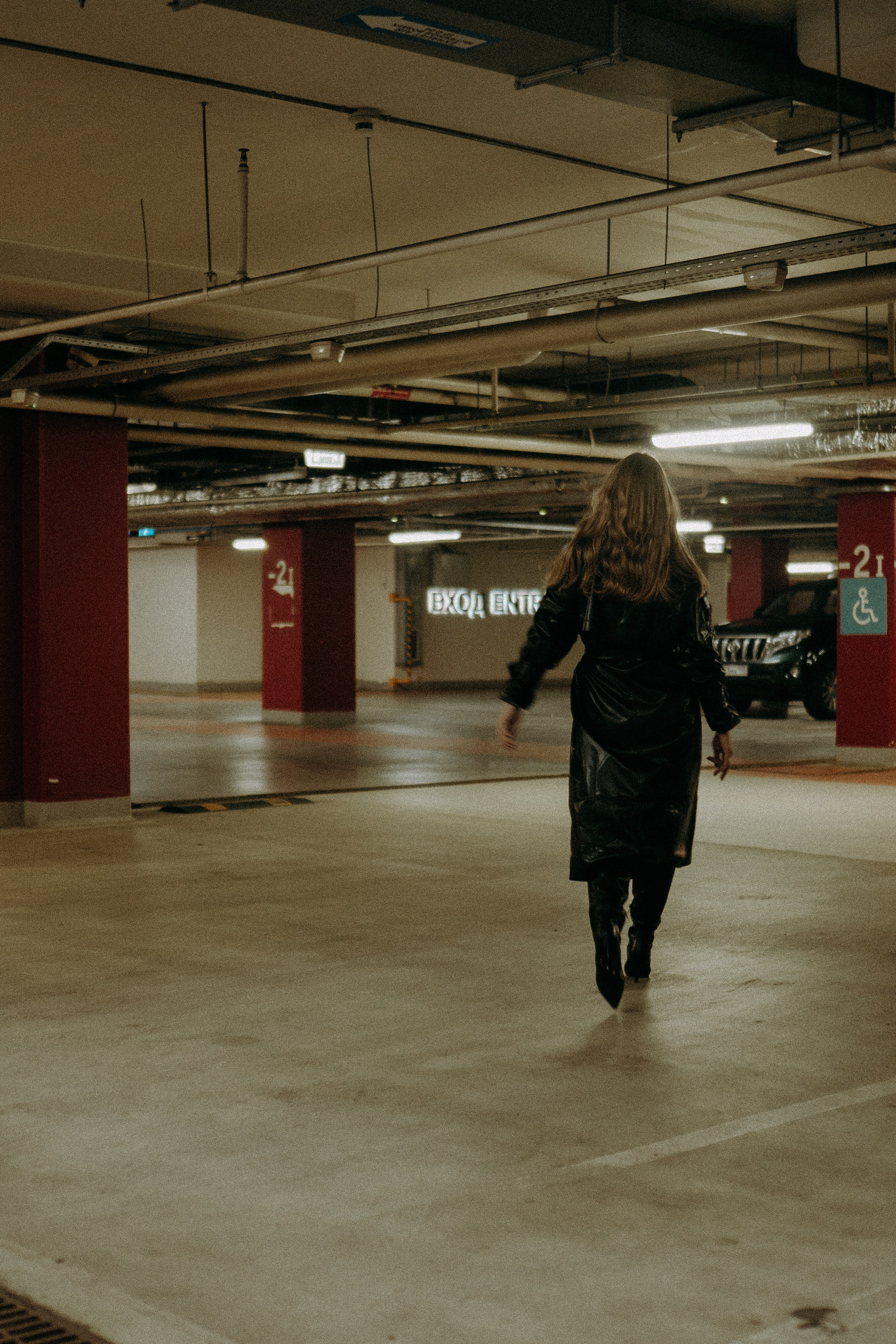 НА ПАРКОВКЕ. Профессиональный фотограф, Санкт-Петербург — Виктория Богомолова