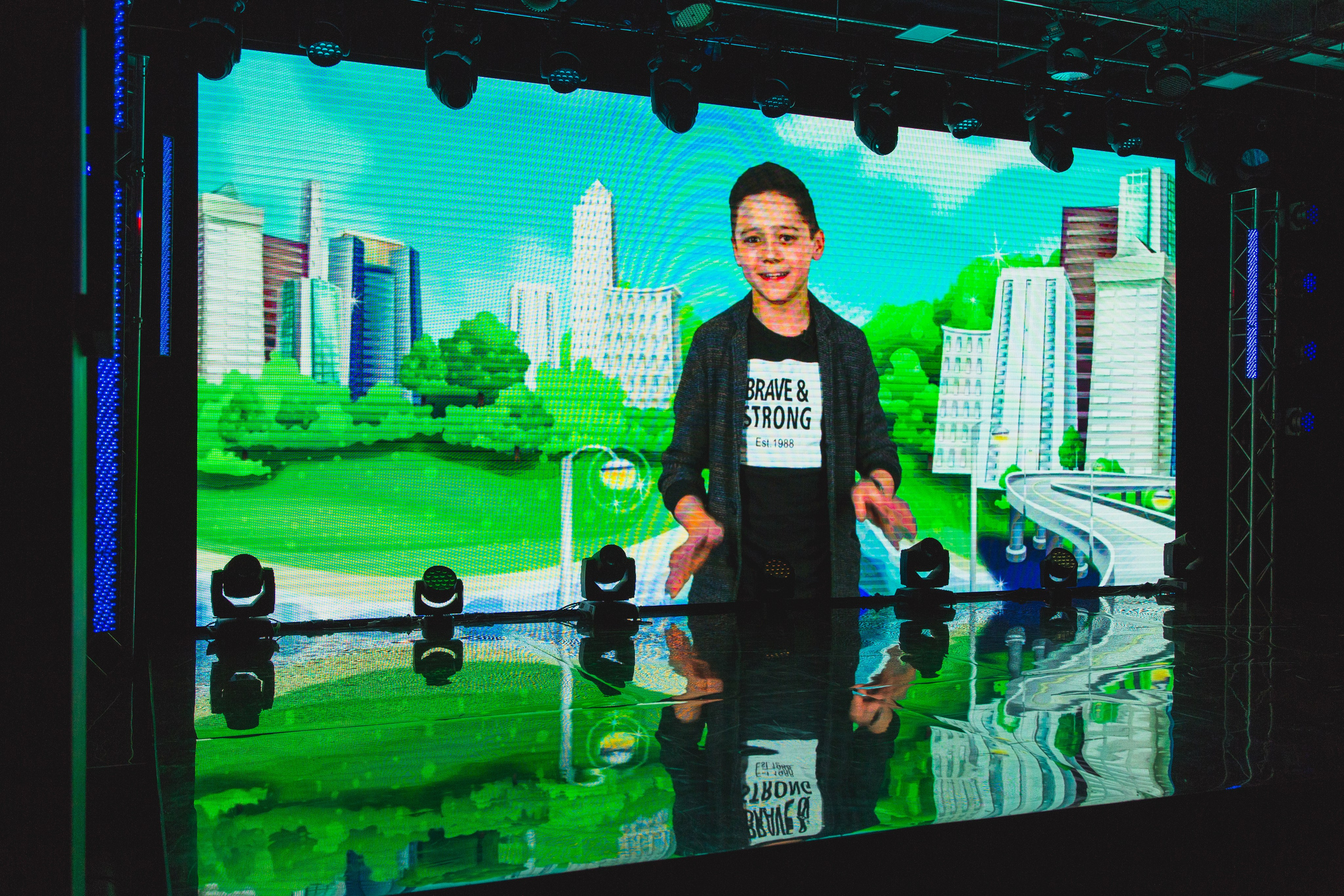 О2ТВ группа СТРАНА. Видеооператор/Фотограф Николай Завьялов