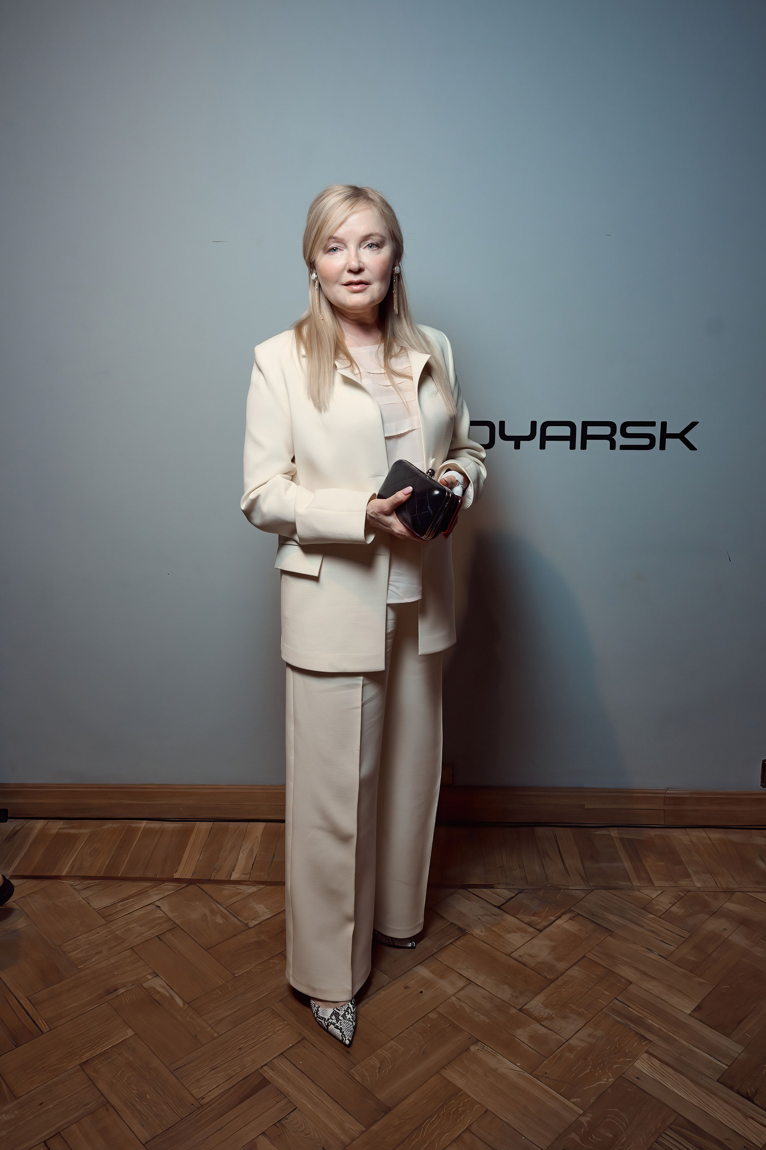 FHUB.2023. Дима Бабушкин. Фотограф. Подиум. Репортаж. Творчество. Дорого