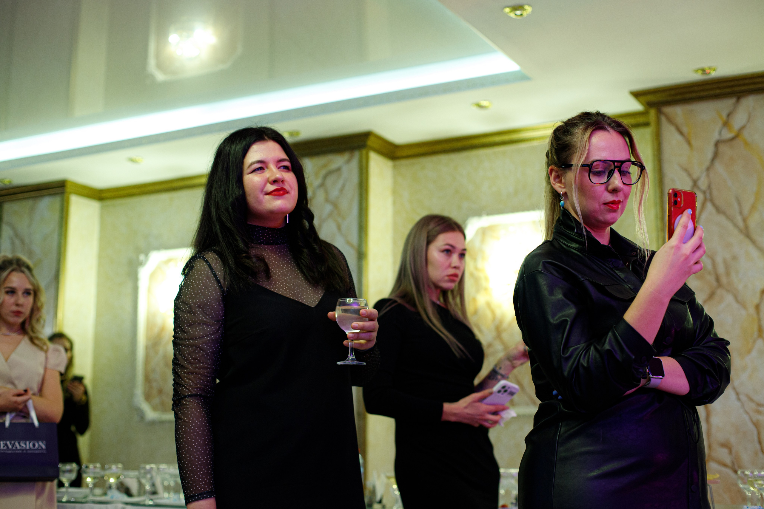 ELOSMED. Photokarish