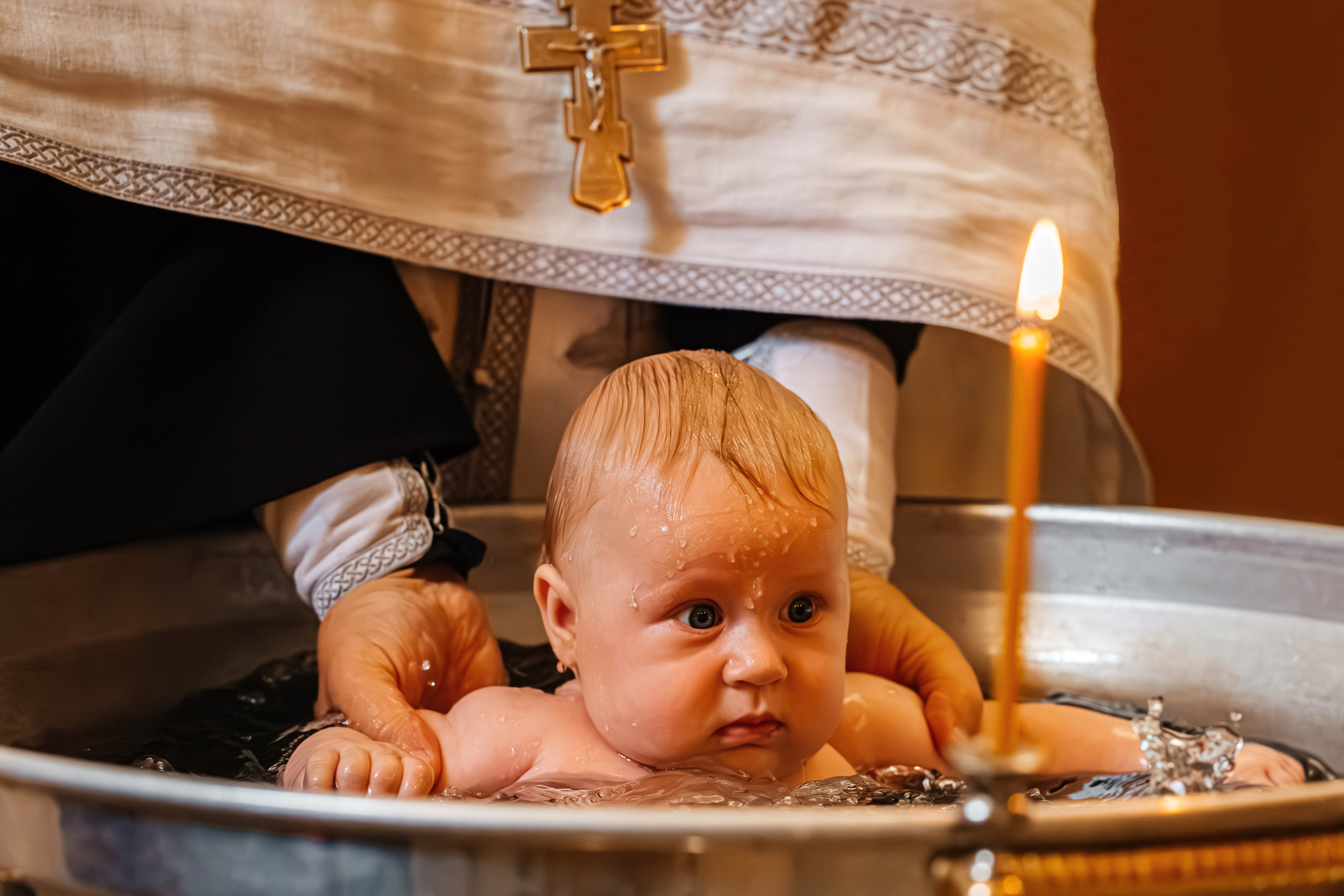 Таинство Крещения Авроры. Фотограф Таинств Крещения и Венчания в г. Курске