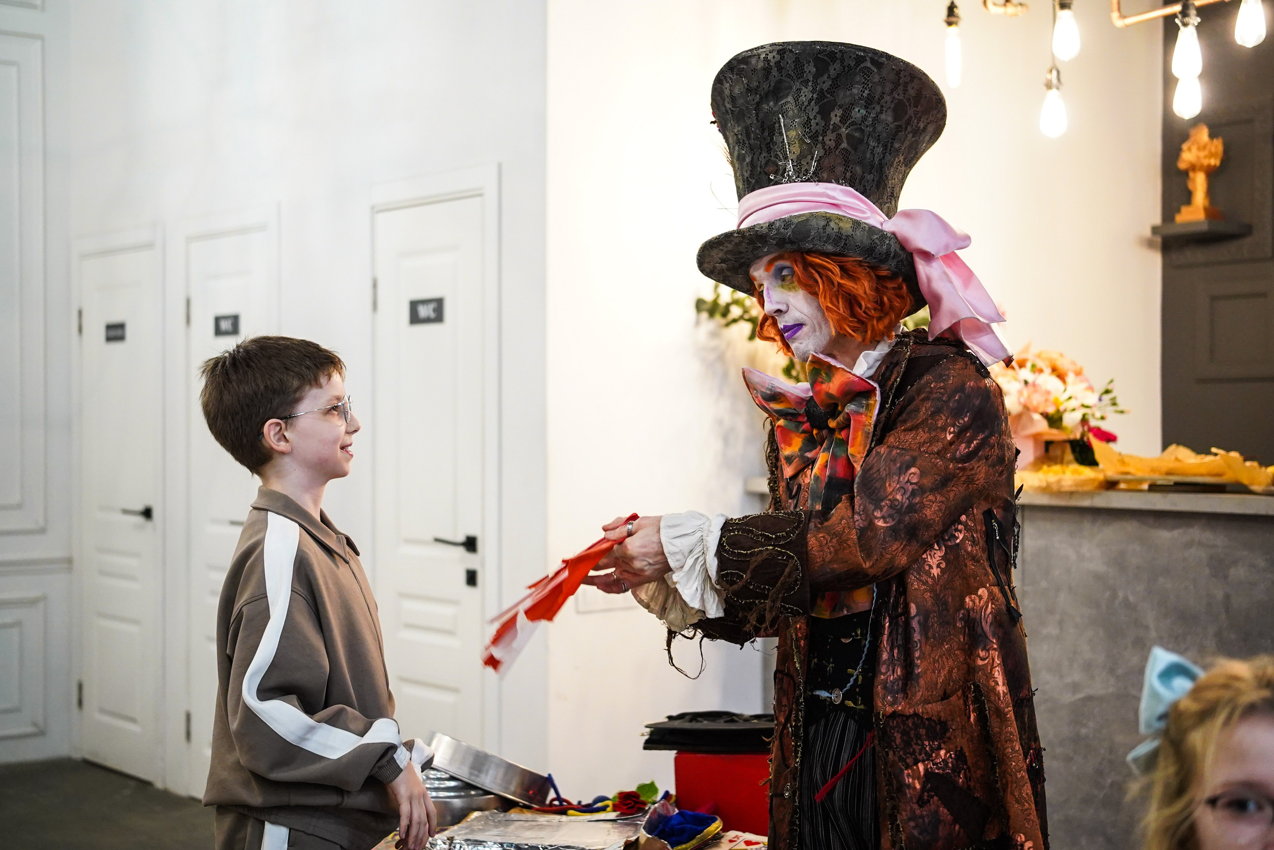 День Рождения Алиса в стране чудес. Фотограф