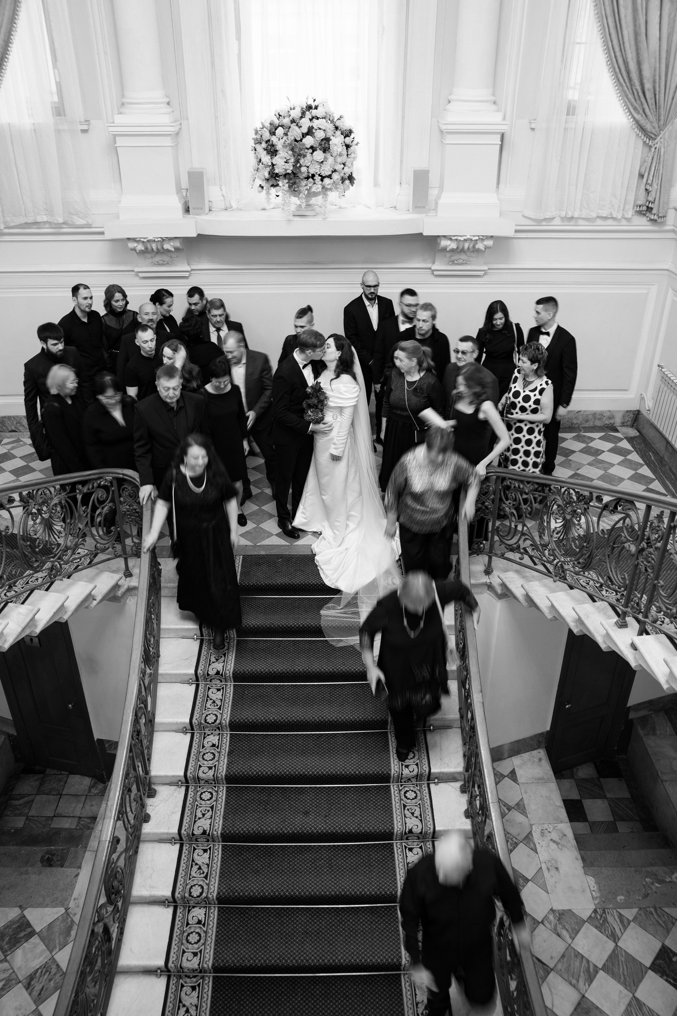 Современная свадьба во дворце. Свадебный фотограф организатор в Санкт-Петербурге Ассоль Опарина