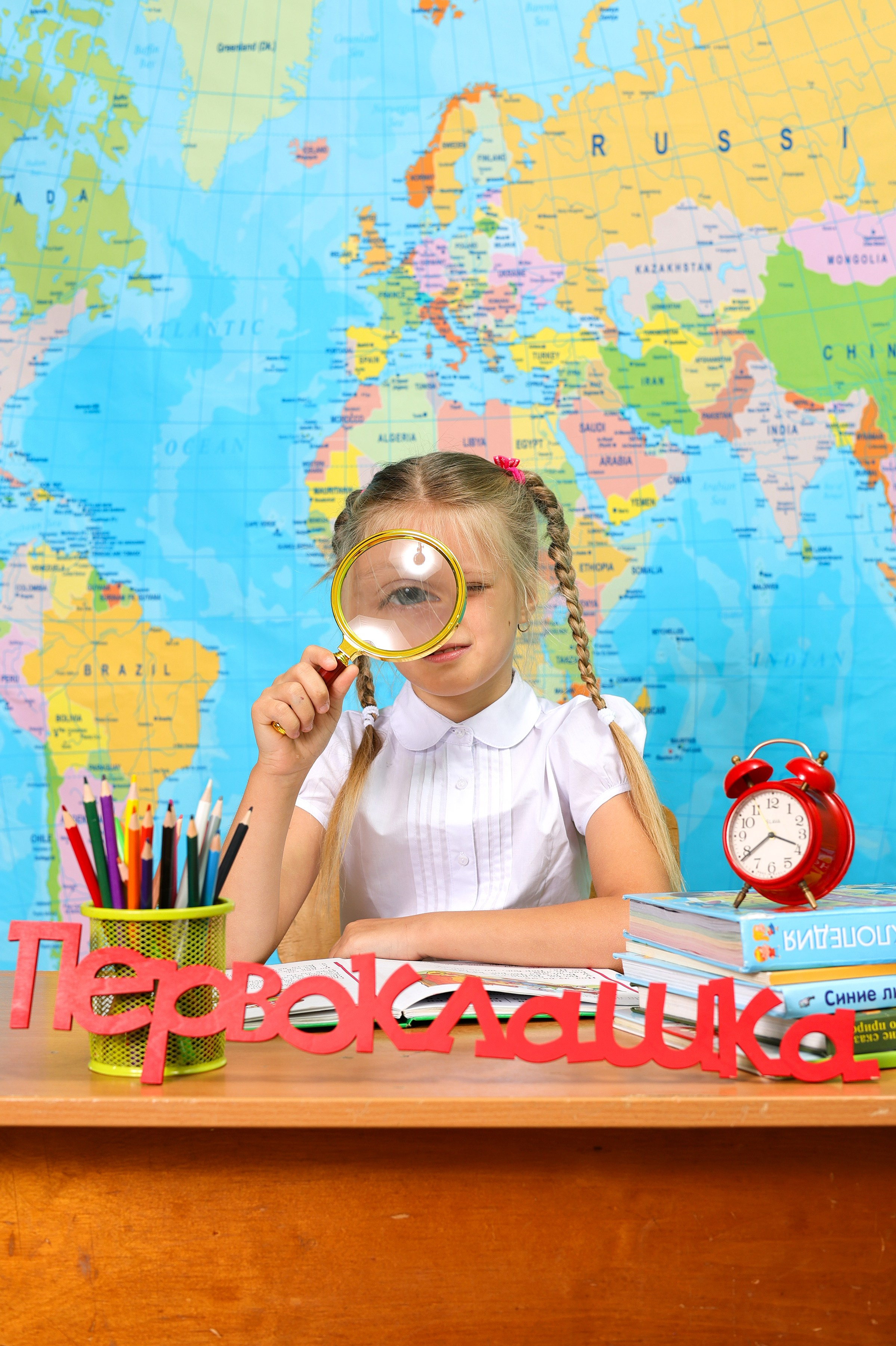 Карта мира голубая. Выпускные альбомы в Иваново в детский сад и школу. Александр и Светлана Янкины