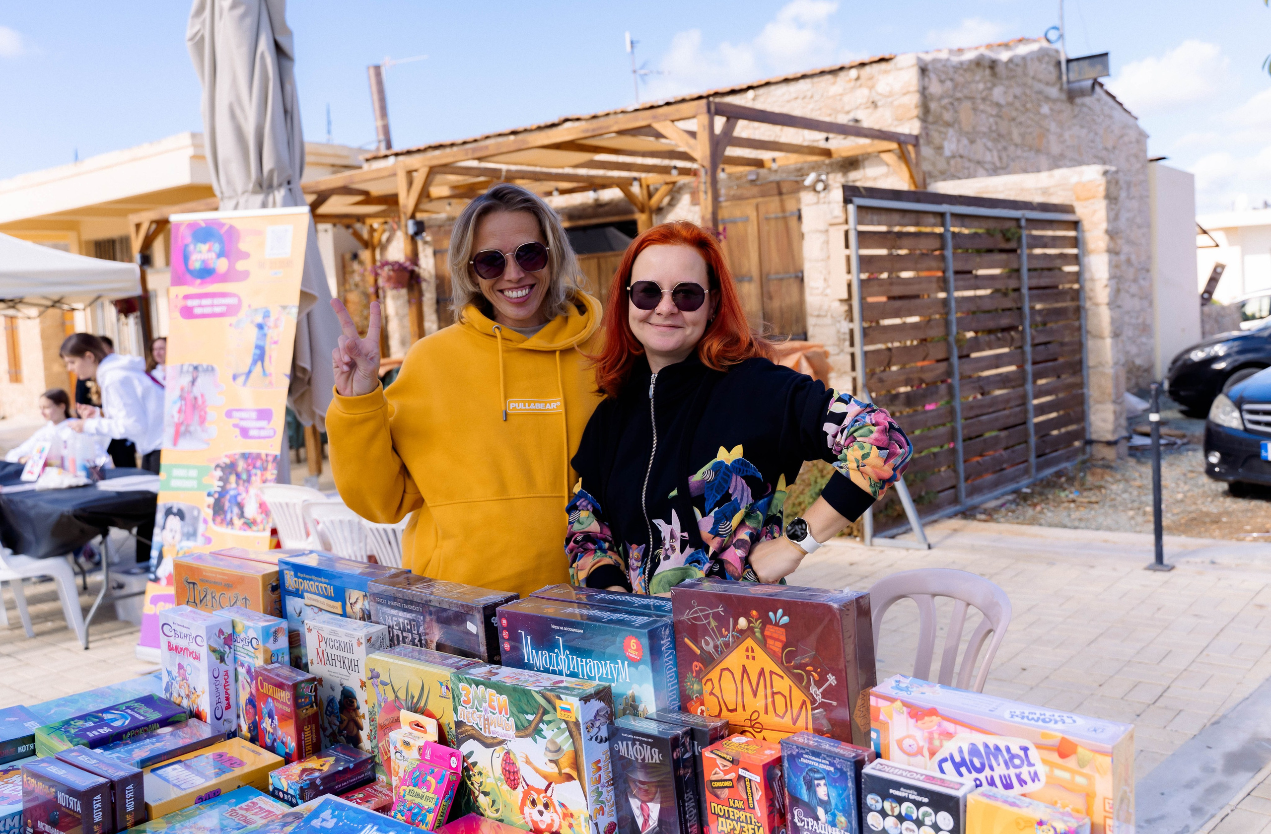 Новогодняя ярмарка от БФ «Радуга на Кипре». Свадебный и семейный фотограф Ирина Чернова