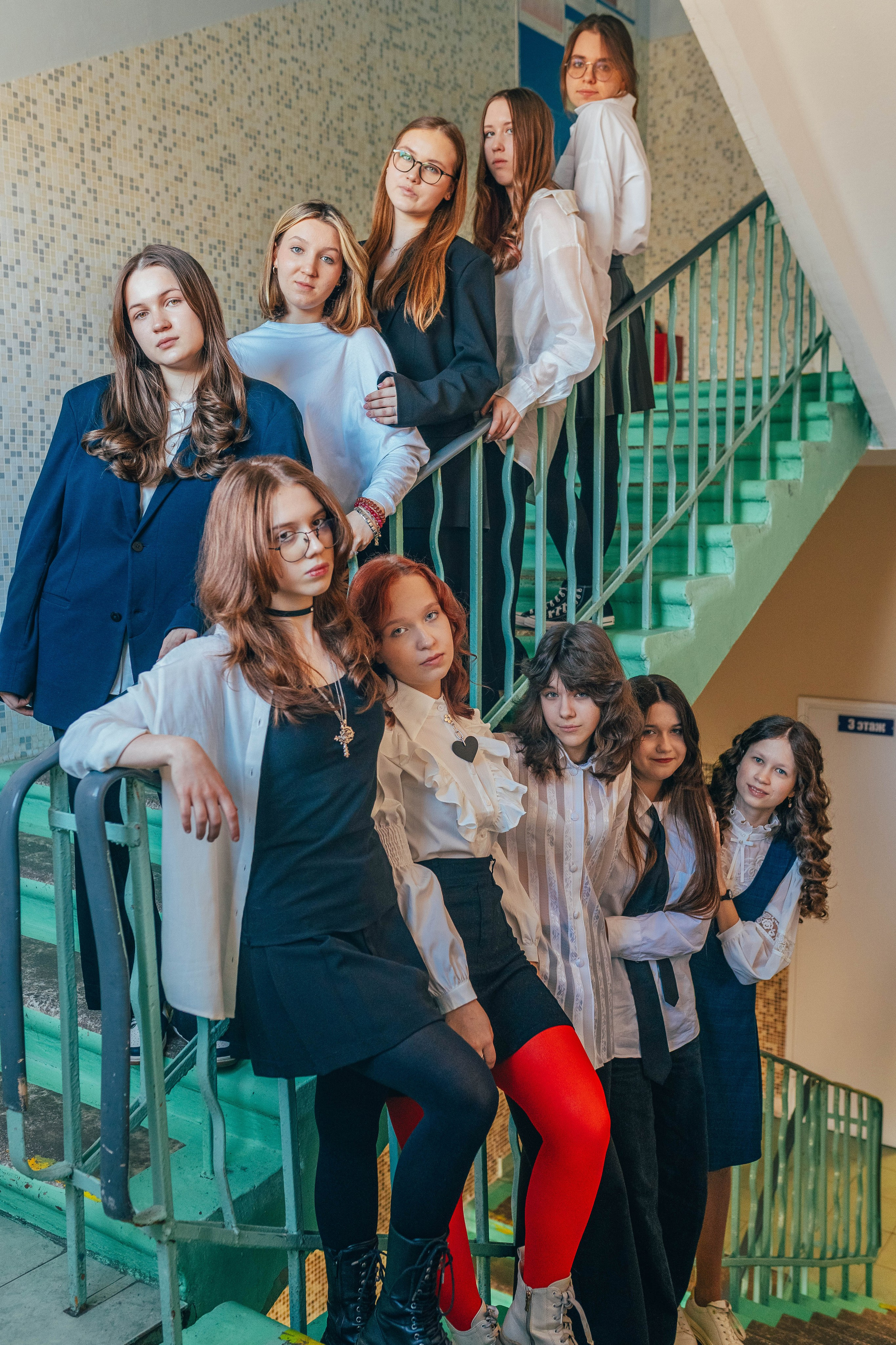 9 класс. Школьные альбомы и альбомы для детского сада. Юлия Осипова. Москва