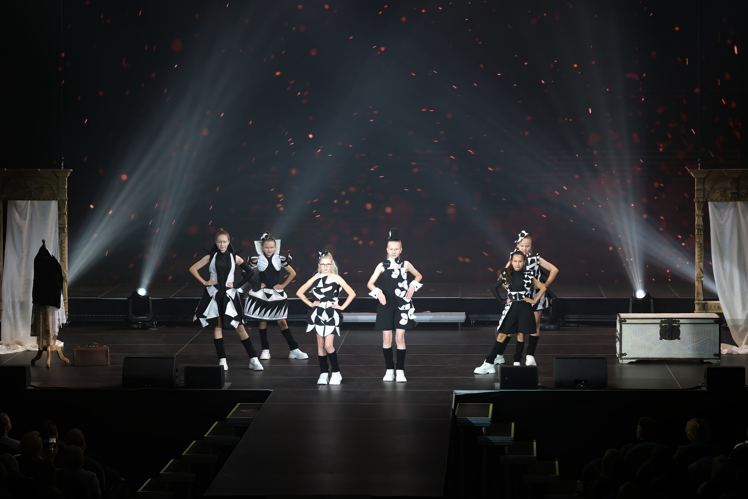 Подиумный спектакль «Стиль Надежды». Добро пожаловать в студию «Цифровой скульптор»  где искусство встречается с технологиями!