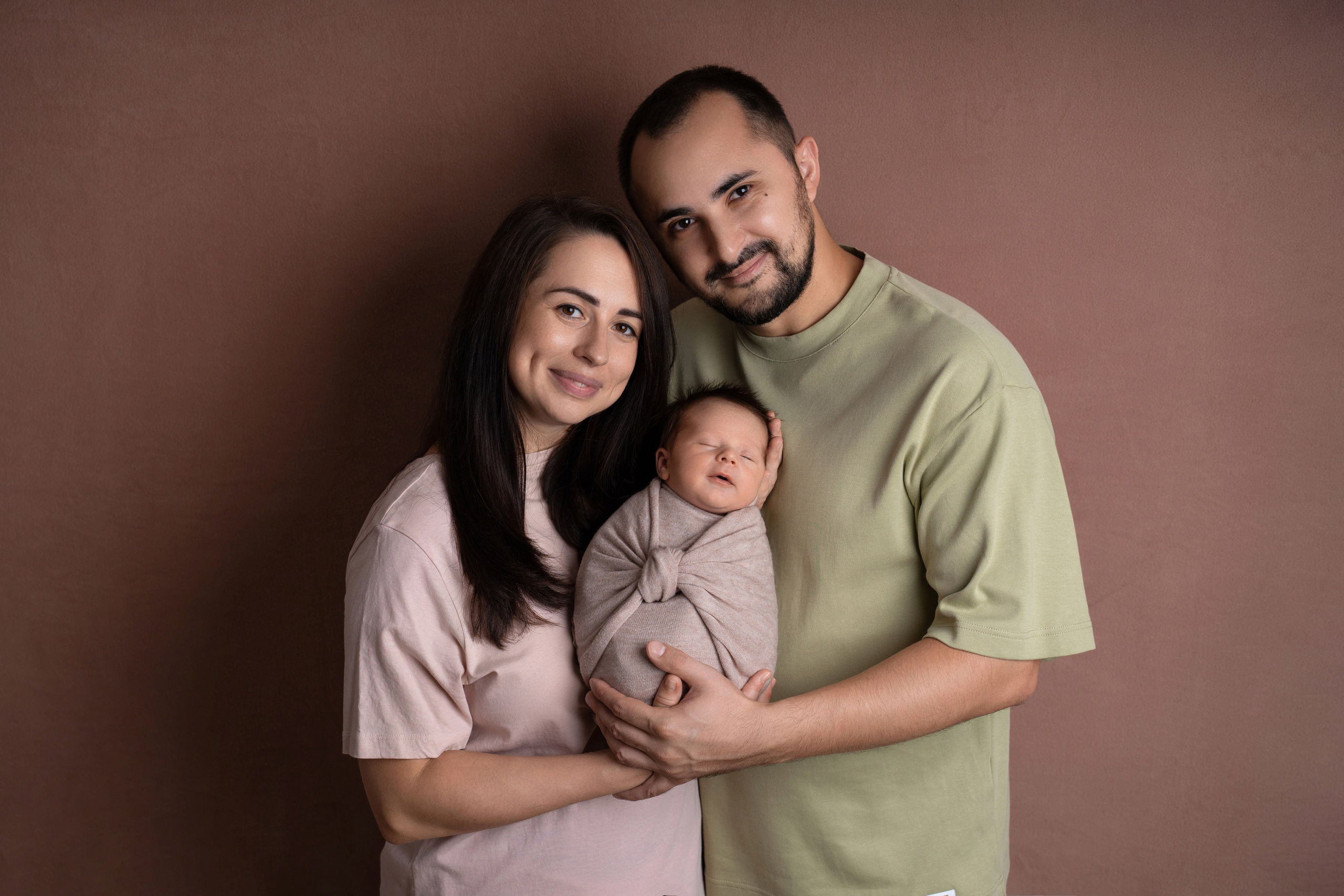 Фото с родителями/Макроснимки. Фотограф новорожденных Оренбург и свадебный фотограф Оренбург