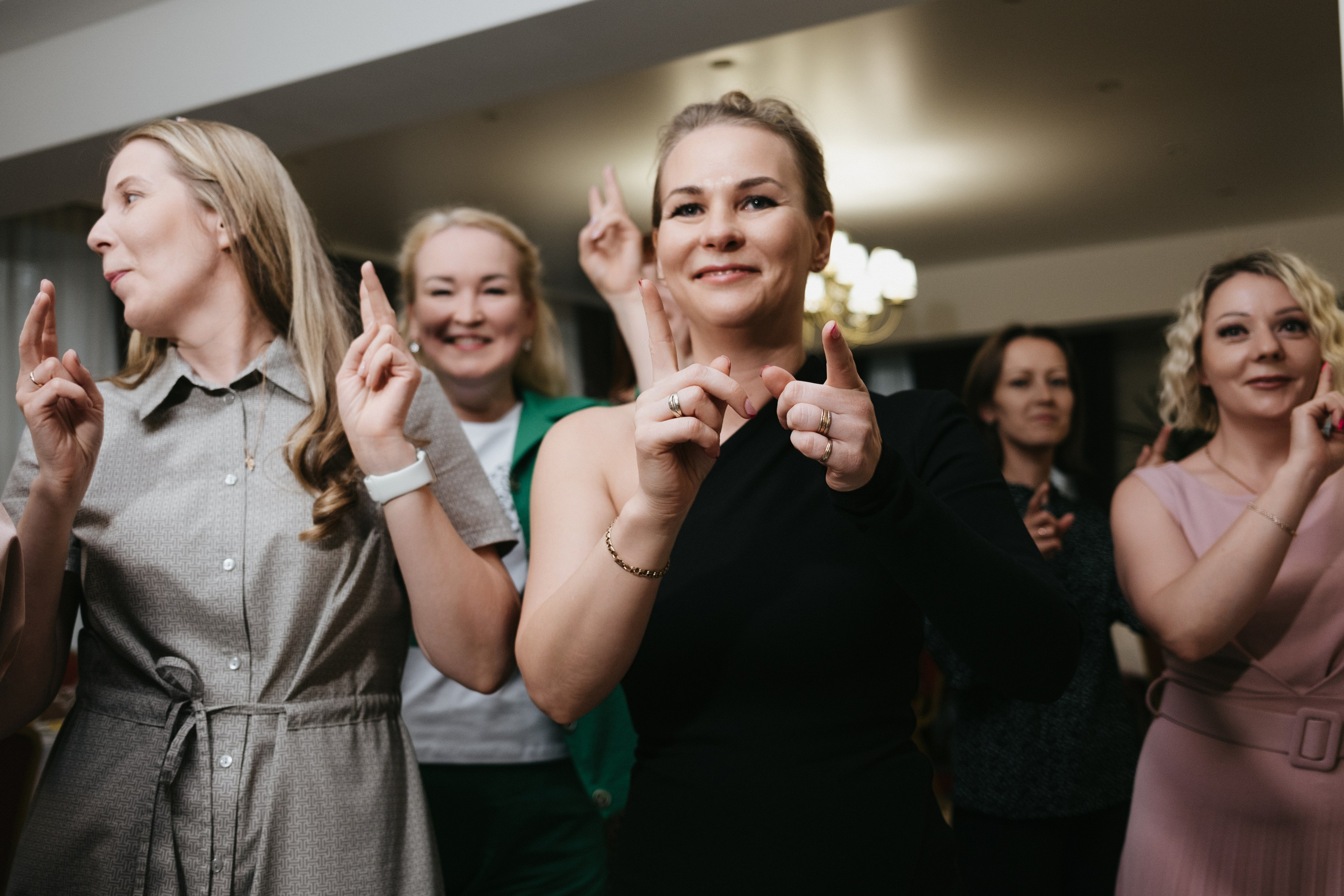 Выпускной 11 класс школы № 30. Свадебный и репортажной фотограф Денис Ожигин в Краснодаре и Краснодарском крае