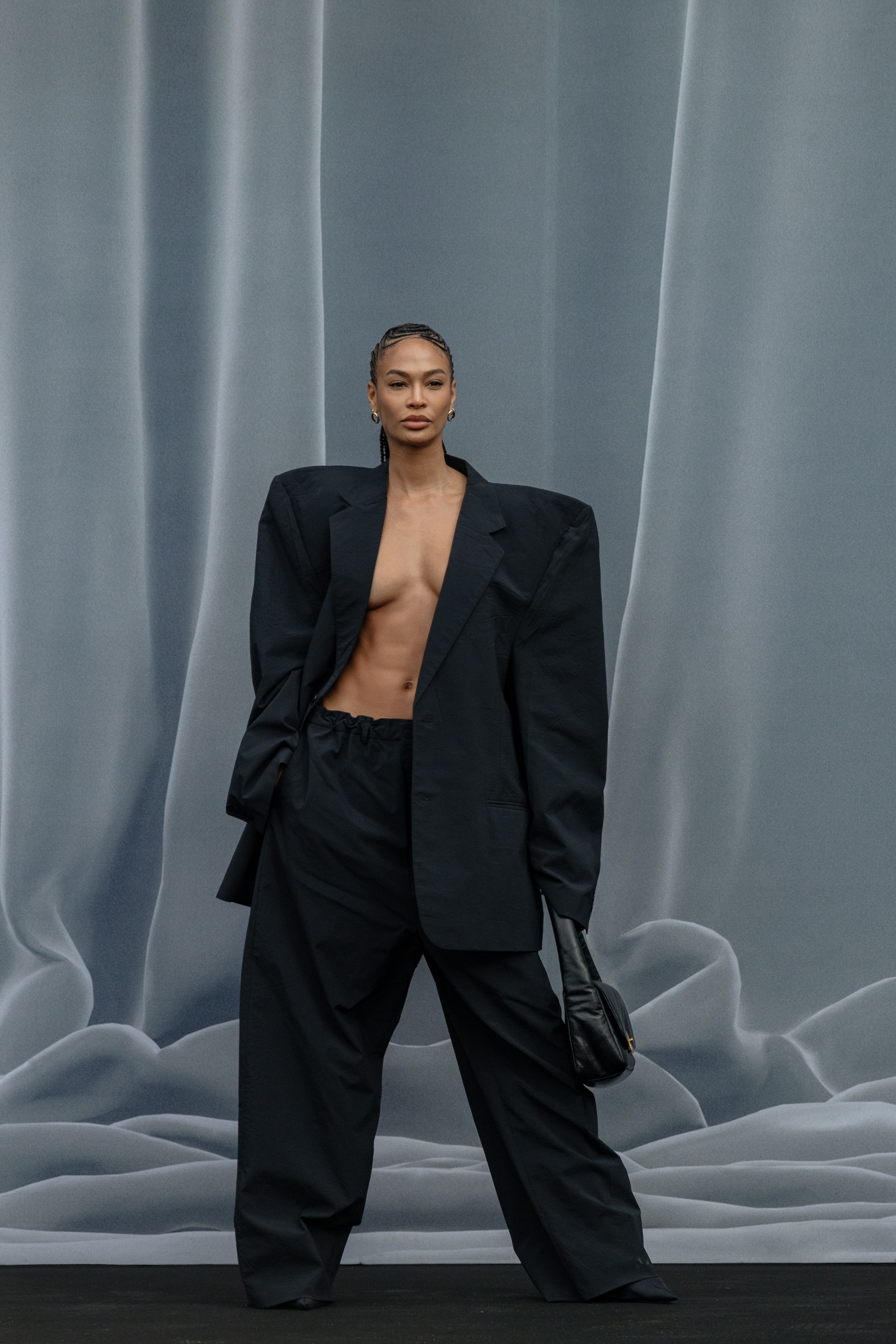 BALENCIAGA PFW WOMENSWEAR FALL-WINTER 24/25. Photographer in Milan Ivan Goncharov