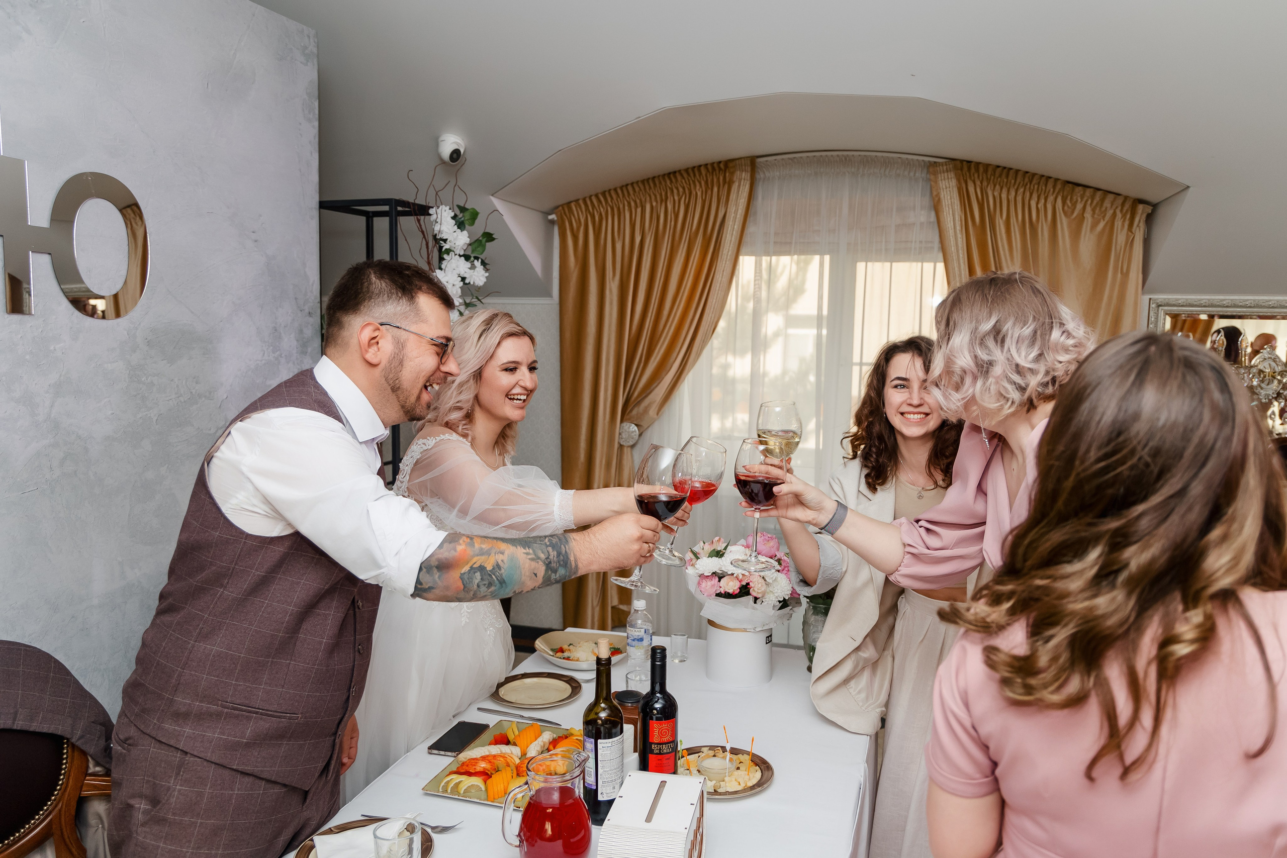 Максим и Юля. Дом офицеров. Свадебный фотограф в Хабаровске