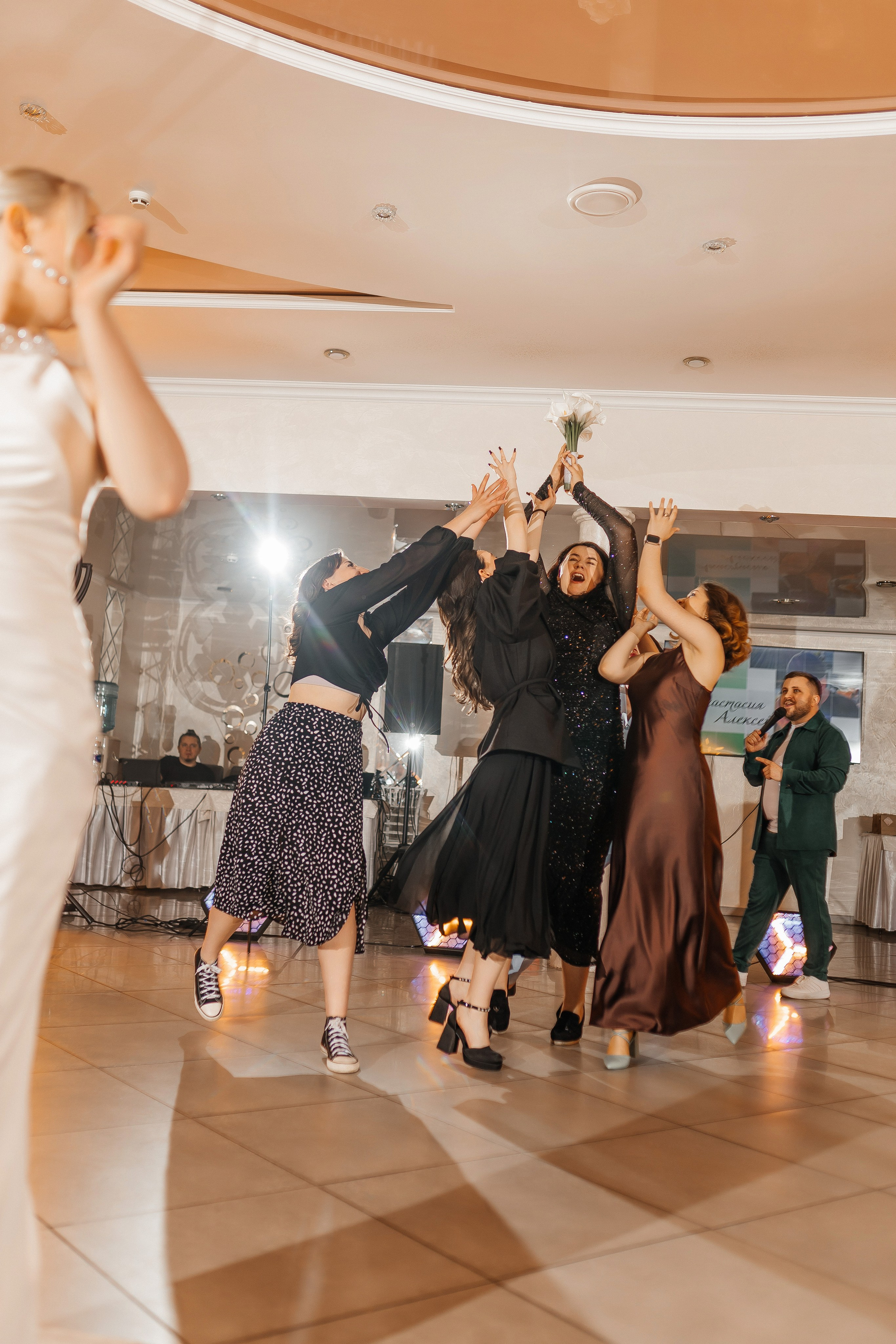 Свадебная фотосессия Орел 2025. Свадебный фотограф в Орле Андрей Поляков