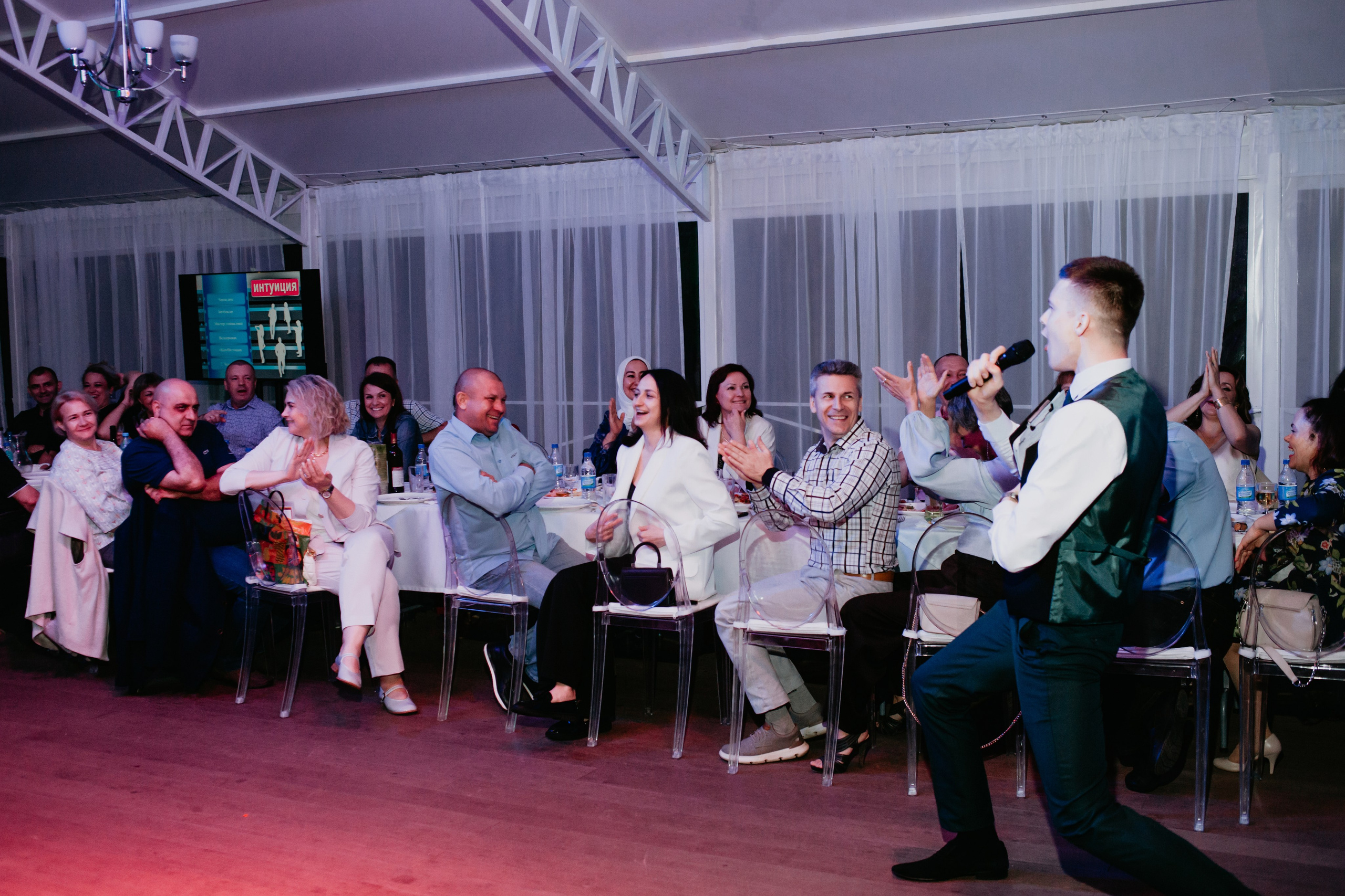 Выпускной 2025 (41 школа) 11 класс. Фотограф в Челябинске Ополихина Анна