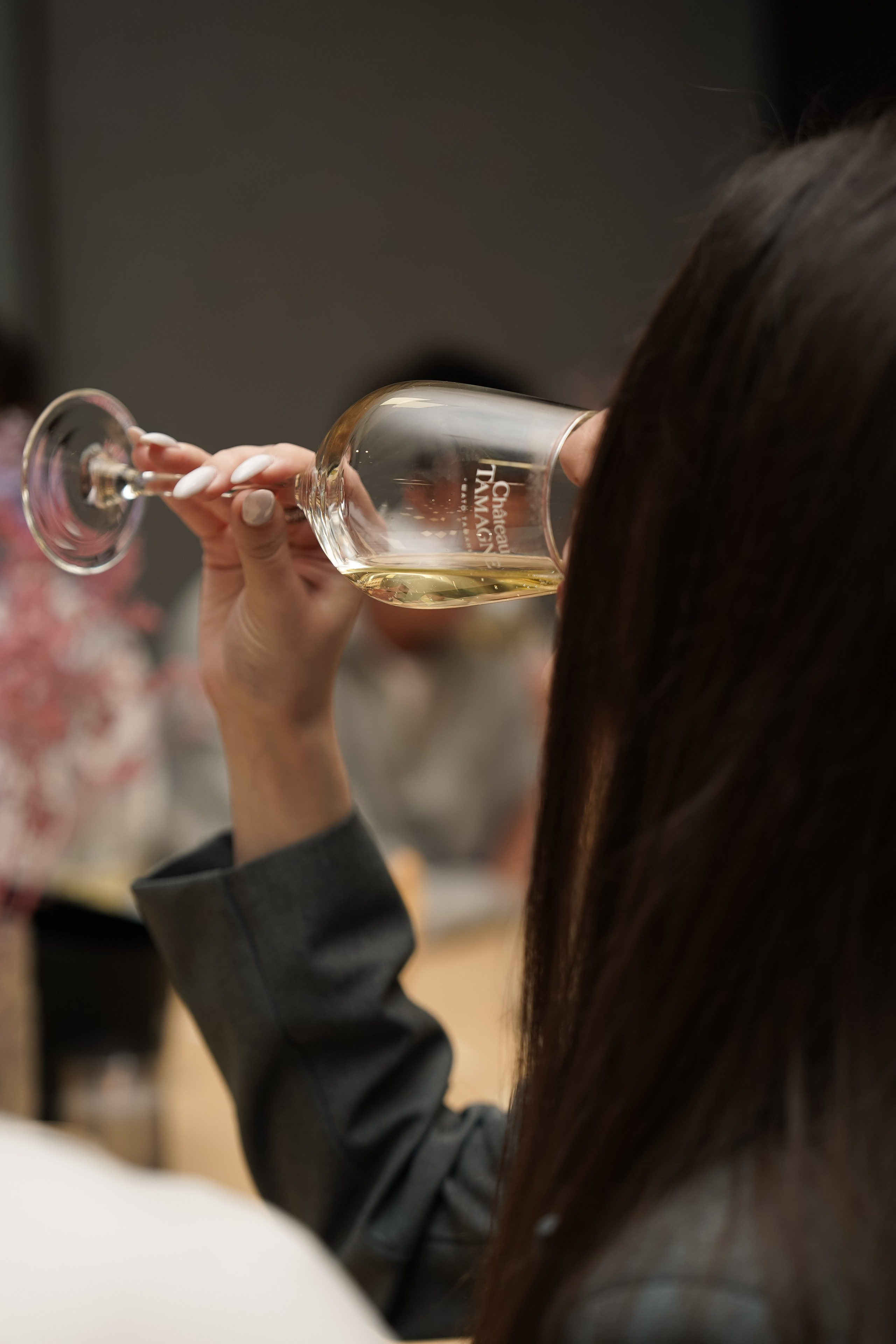 Винный вечер с Неонилой в Chateau Tamagne. Фотограф с психологическим образованием