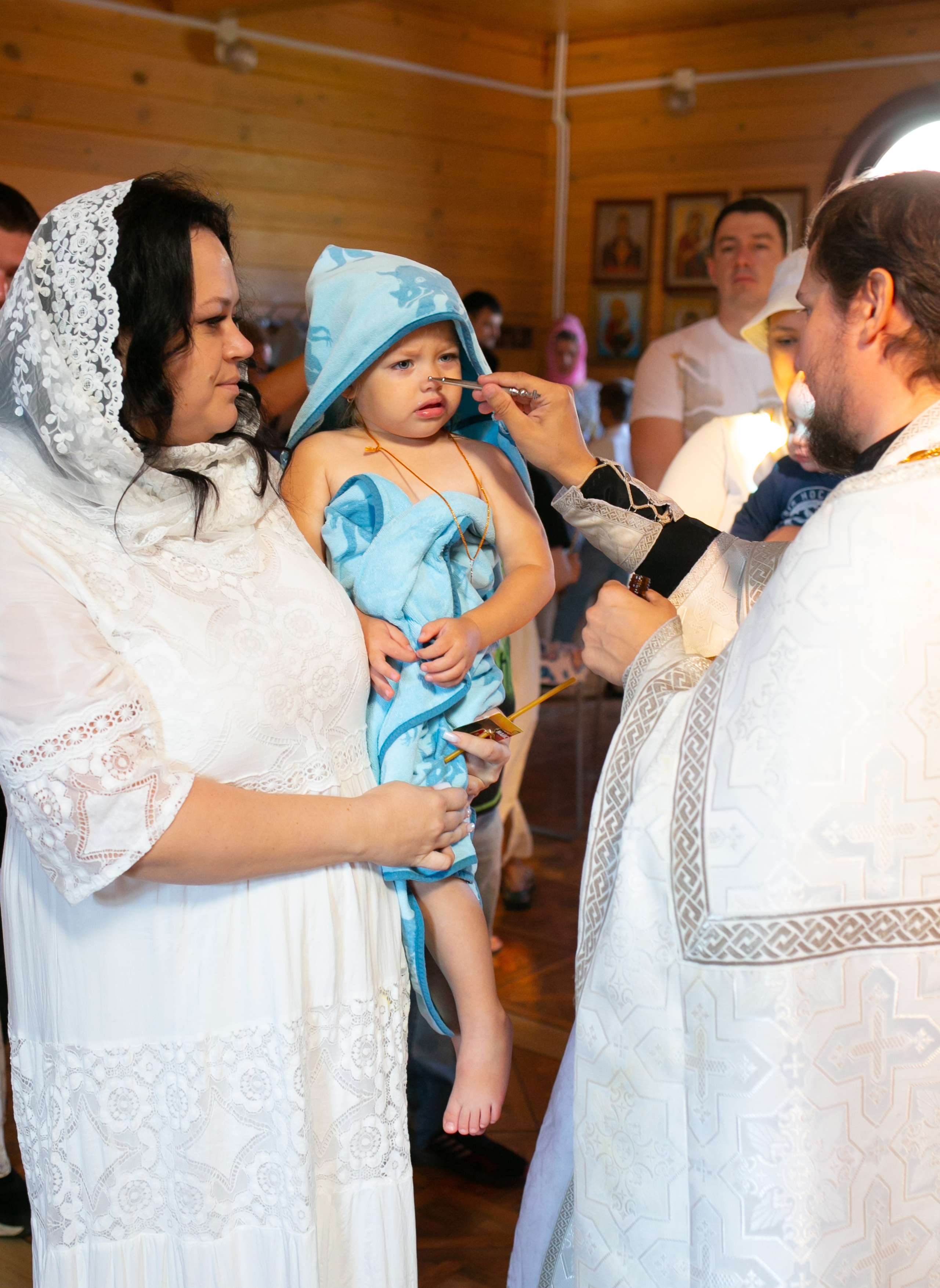 Крещение. Фотограф новорожденных и семейный фотограф НСО г. Бердск Марина Львова