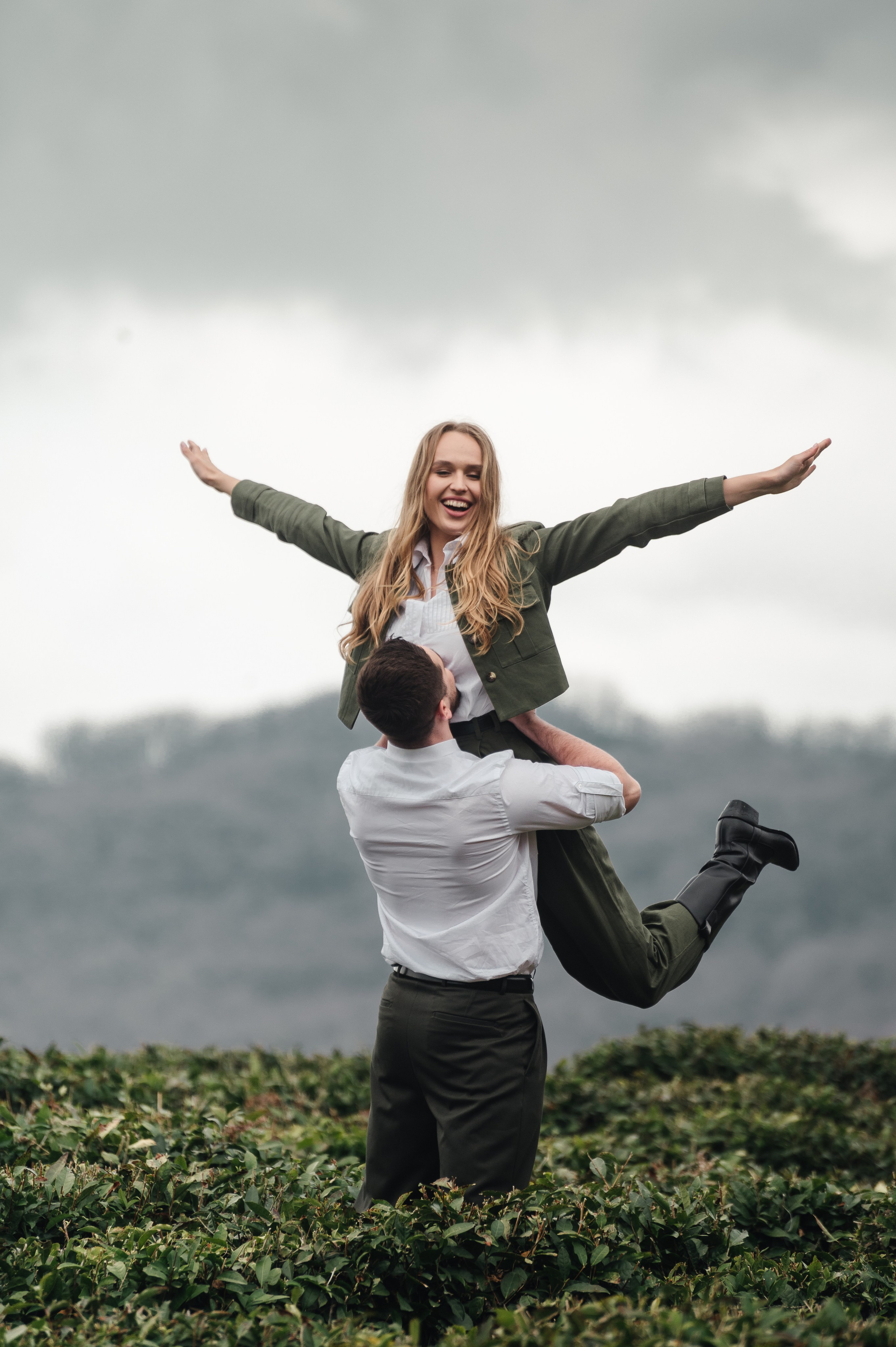 Love Story в плантациях. Свадебный и travel фотограф в Волгограде, Сочи, Домбае, Европе