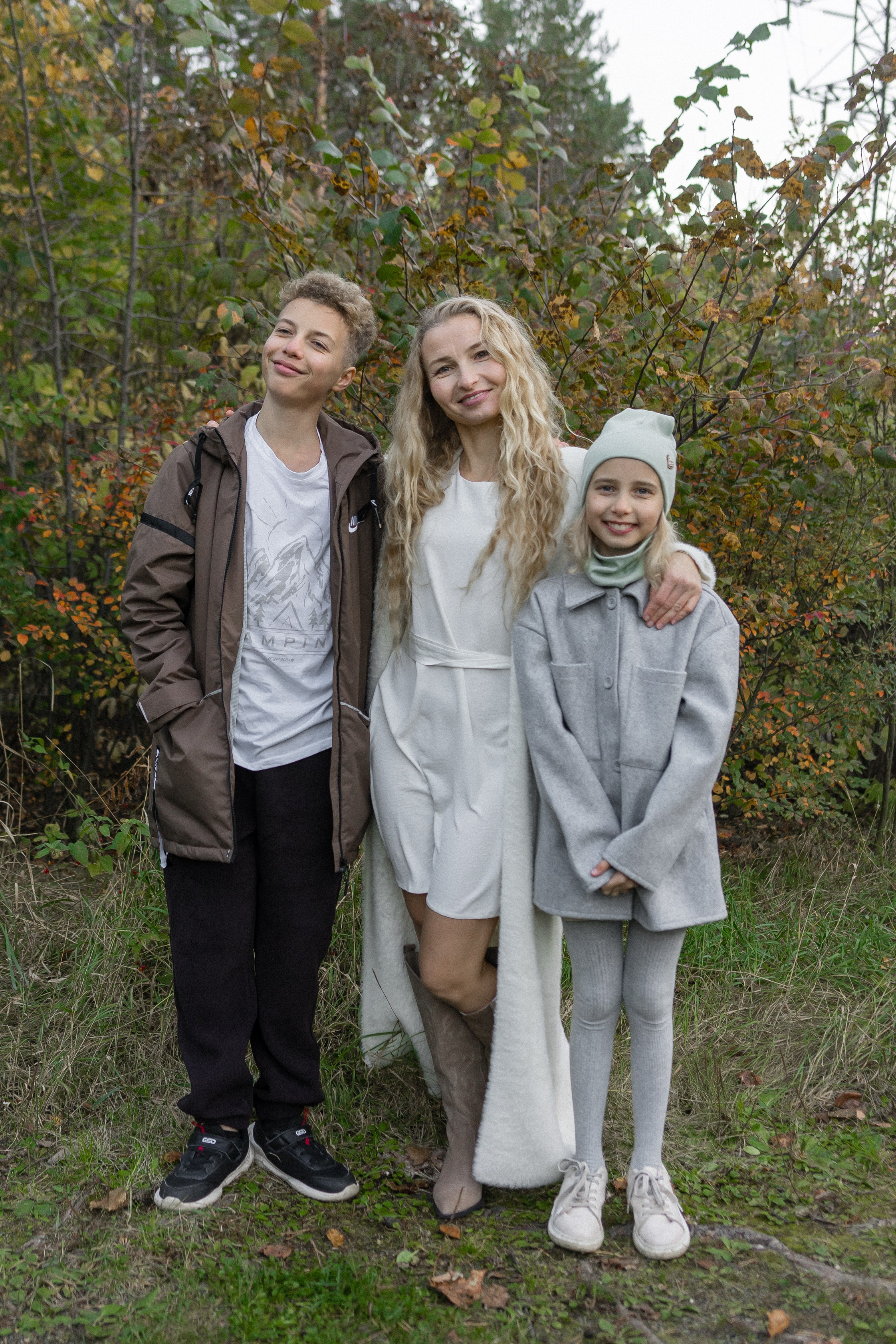 Артур, Наталья, Амин, Ева, Эмин. Прогулка дружной семьи. Эстетичная фото- и видеосъёмка Ирина Арсентьева. Челябинск и весь мир