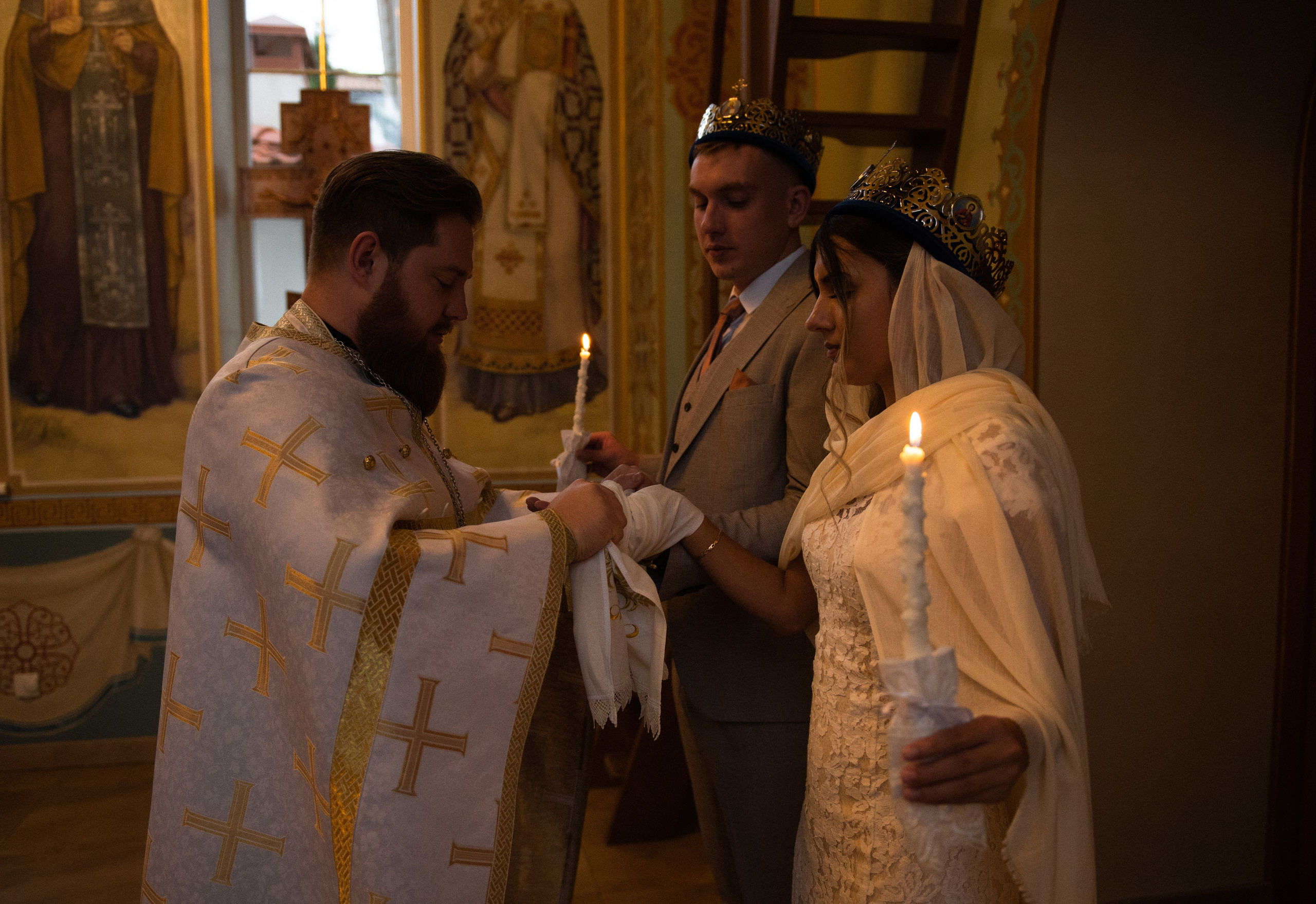 Влад и Лиза.Храм святого апостола Андрея Первозванного. Свадебный, женский, семейный фотограф в Севастополе Юлия Мошенко